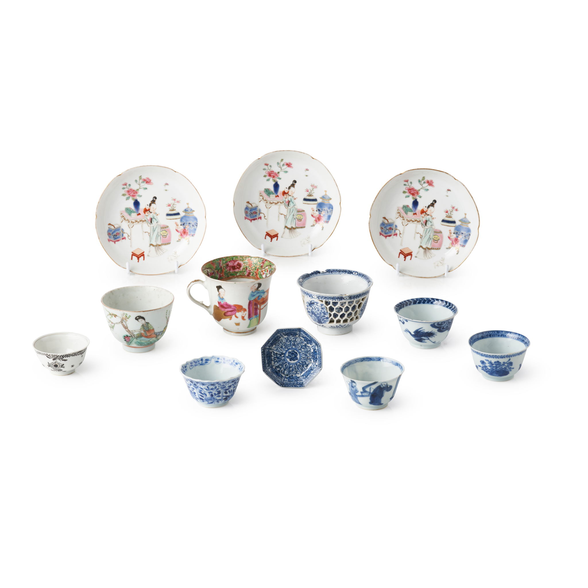 GROUP OF TWELVE PORCELAIN CUPS AND SAUCERS