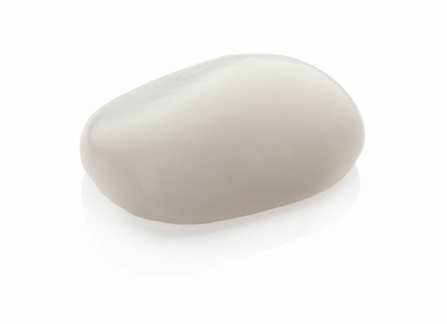 SMALL WHITE JADE PEBBLE