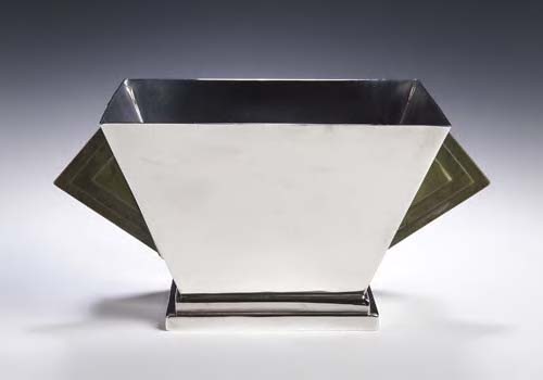 An Art Deco twin-handled silver bowl,
