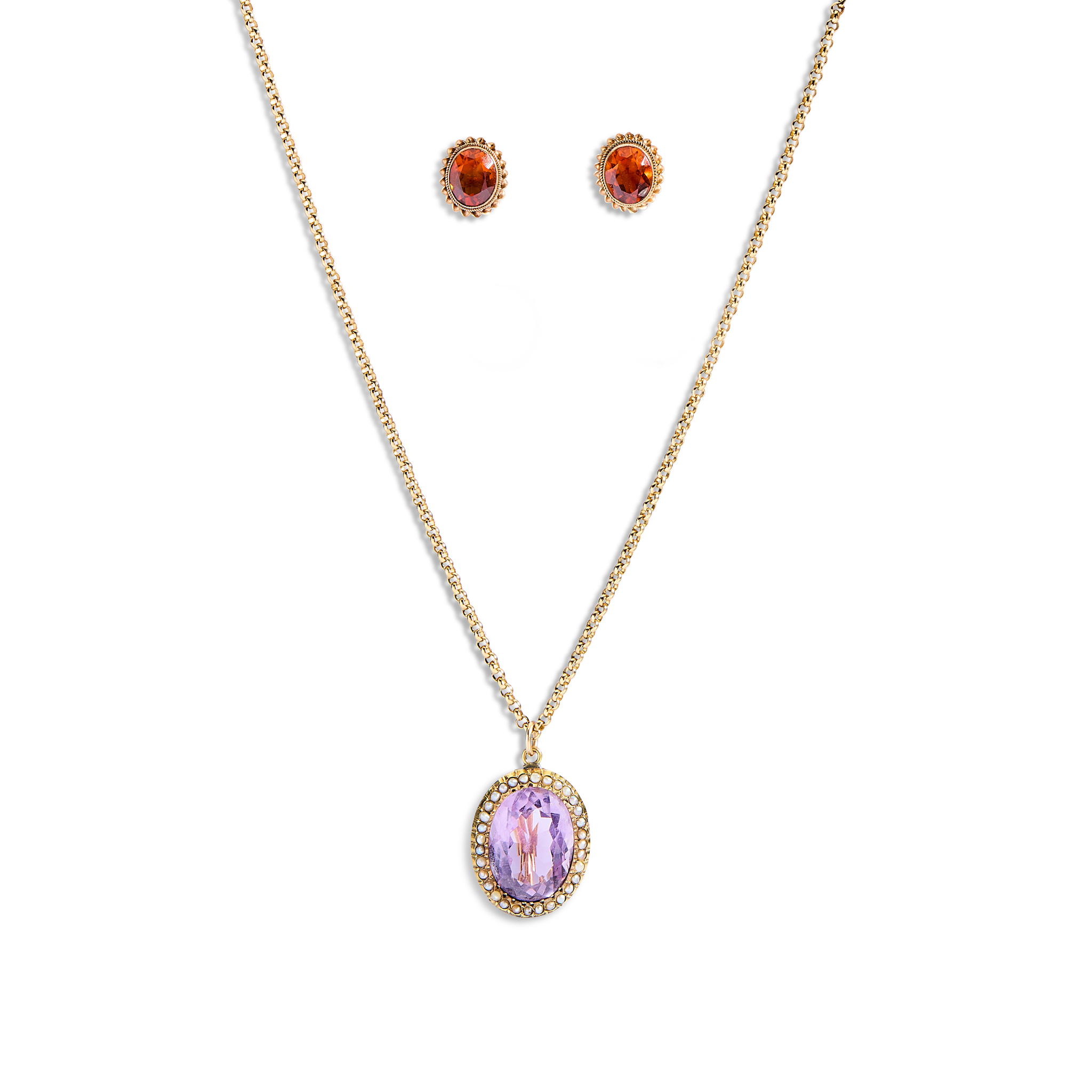A collection of jewellery