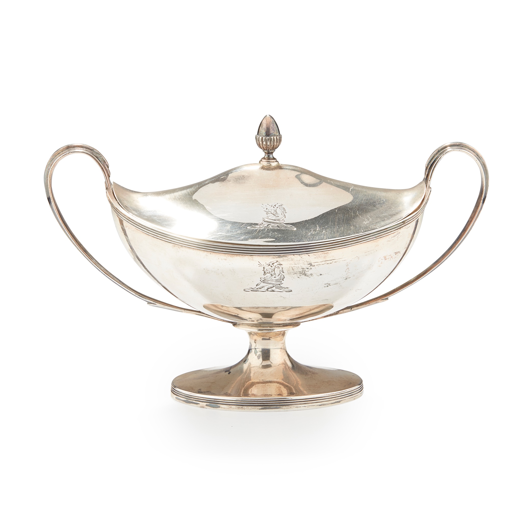 A GEORGE III TWIN HANDLED SAUCE TUREEN AND COVER