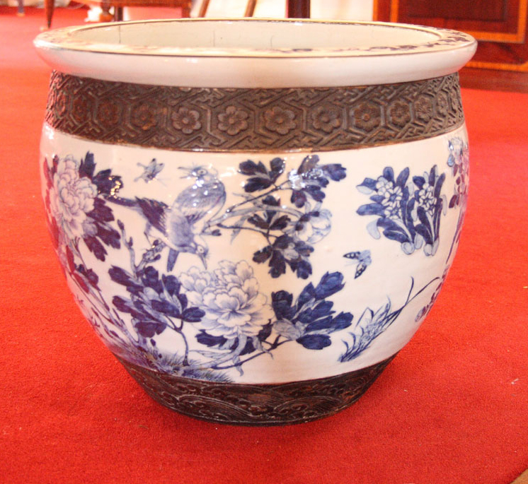 EXTRA LOT A 20th century Chinese blue painted jardiniere