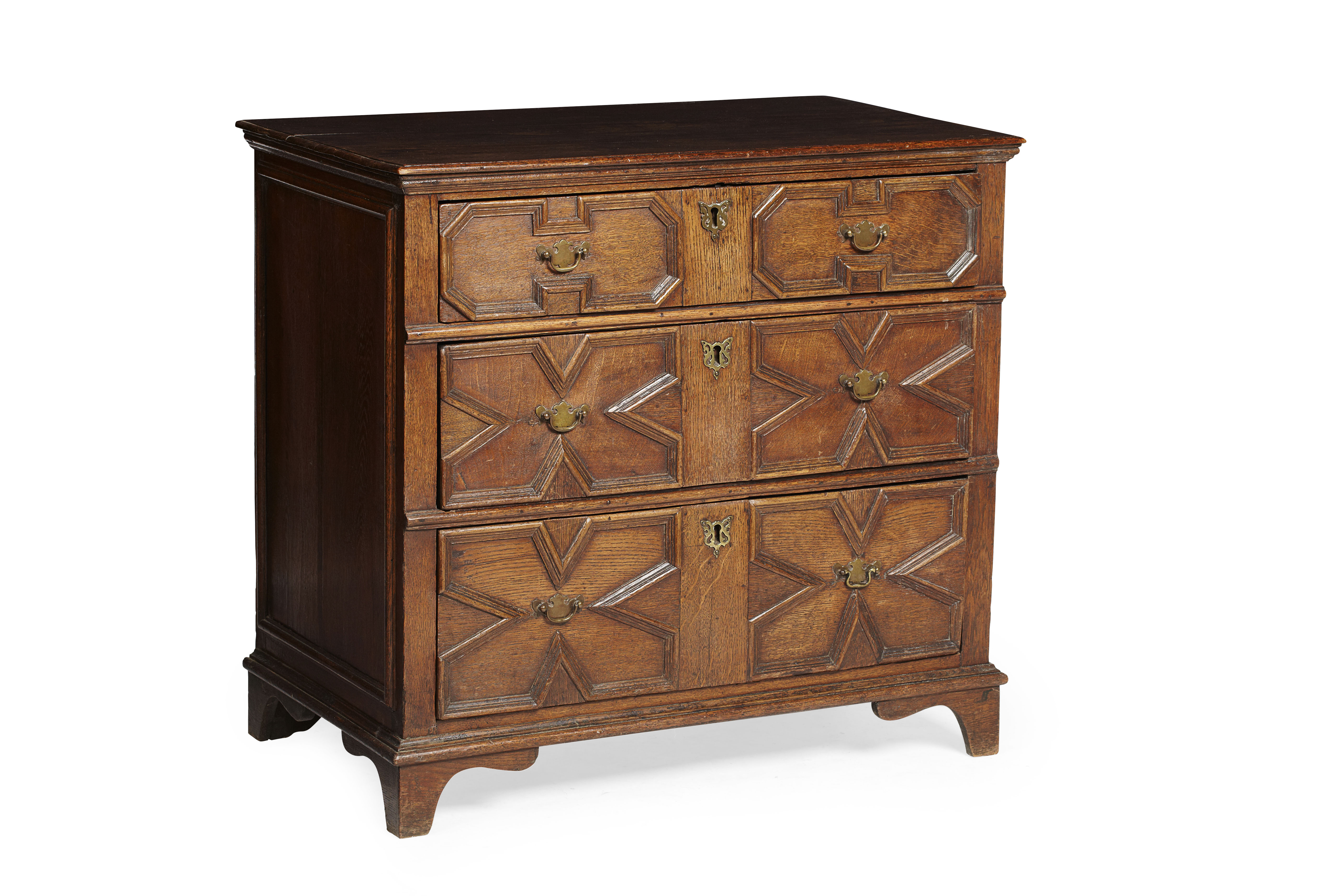 WILLIAM & MARY OAK CHEST OF DRAWERS