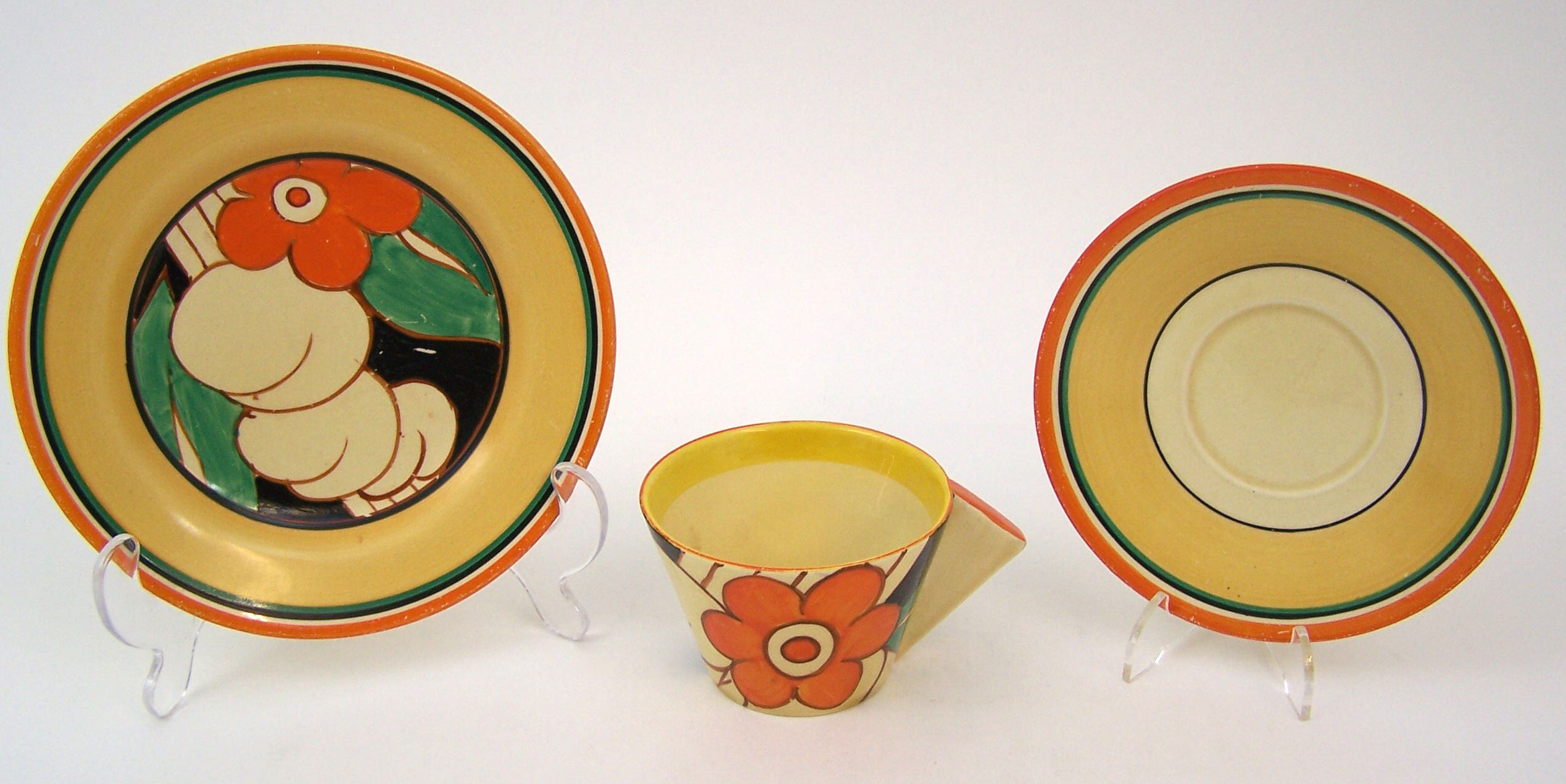 A Clarice Cliff trio,