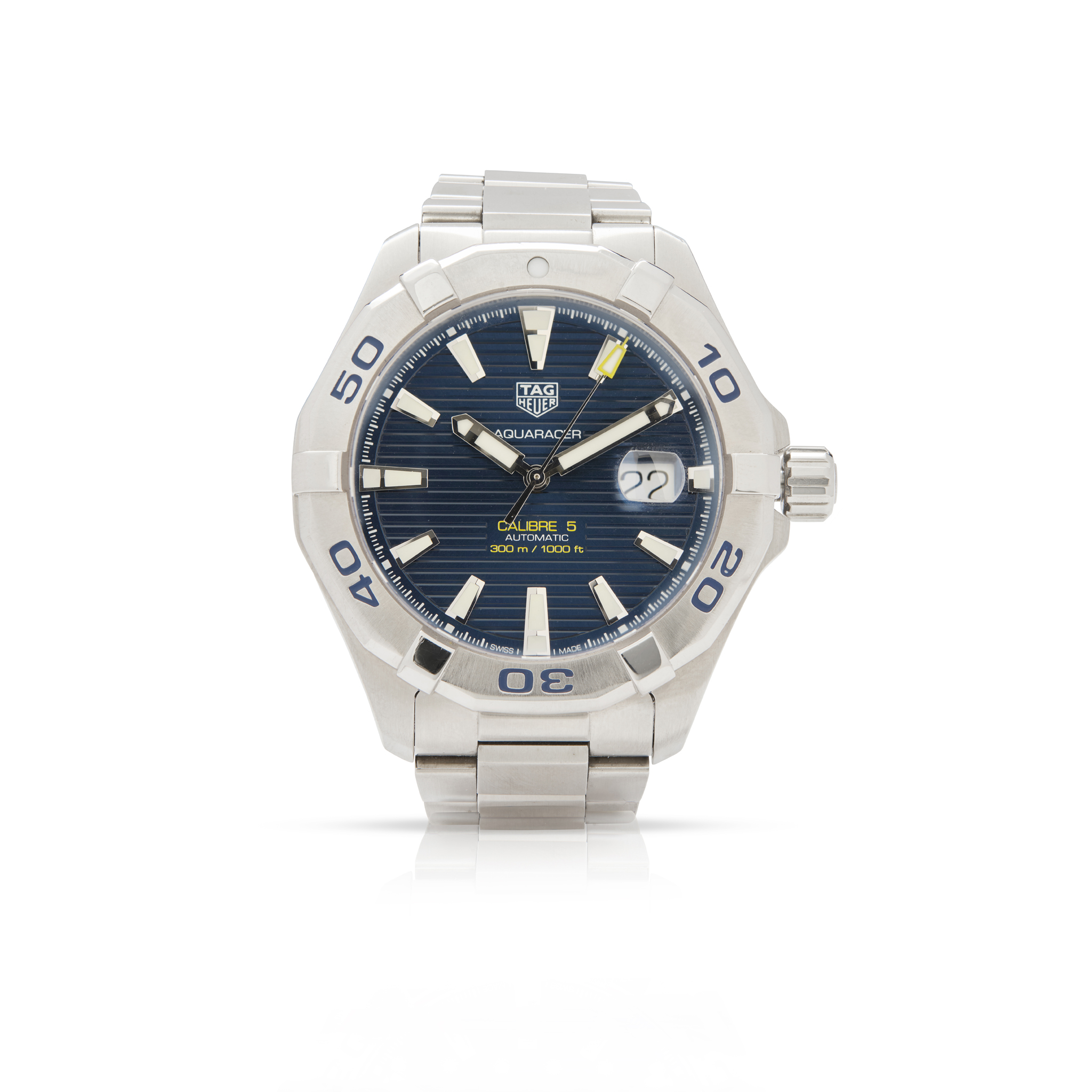 Tag Heuer. A stainless steel self-winding wristwatch on bracelet