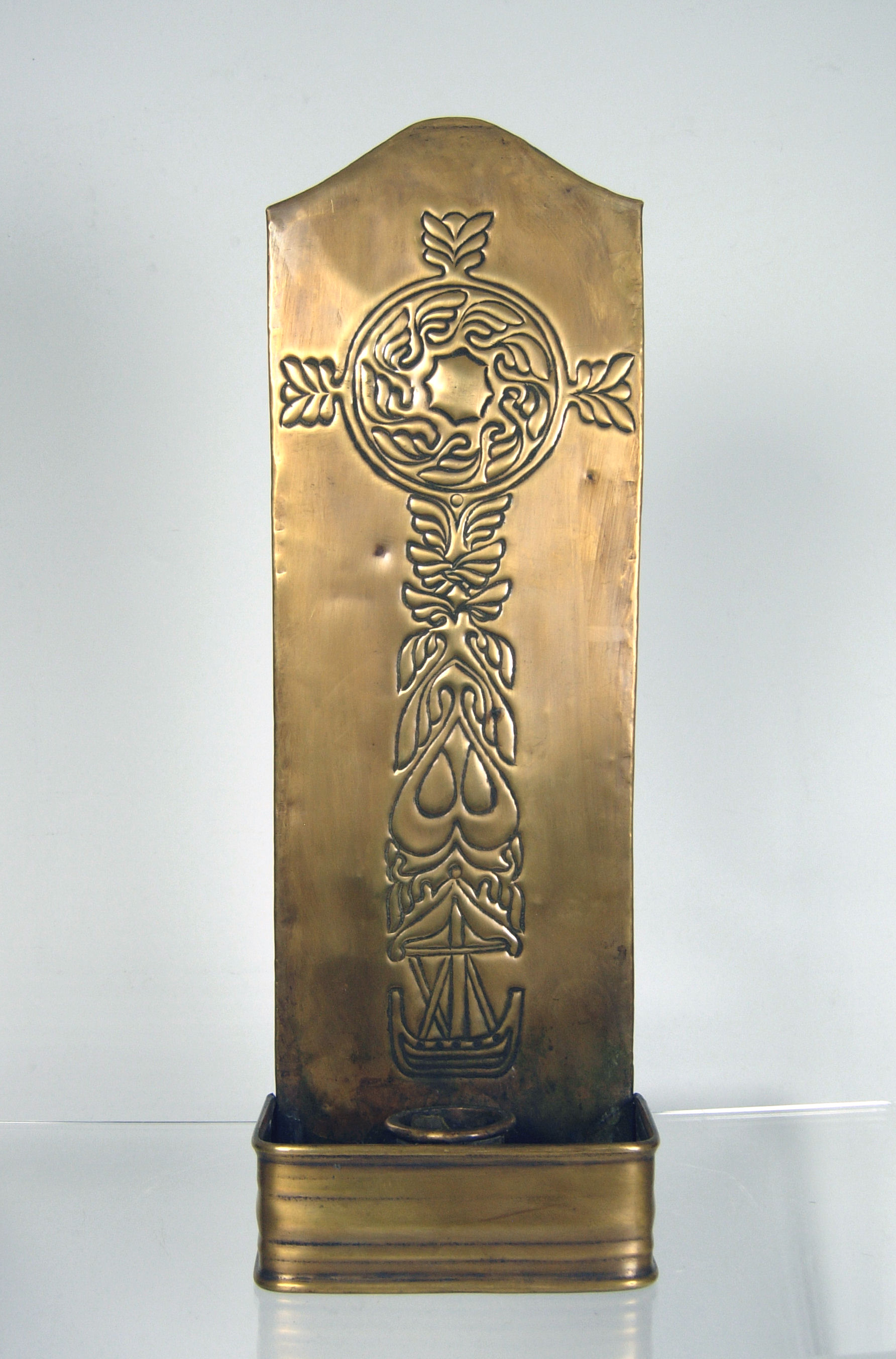 ALEXANDER RITCHIE, IONA