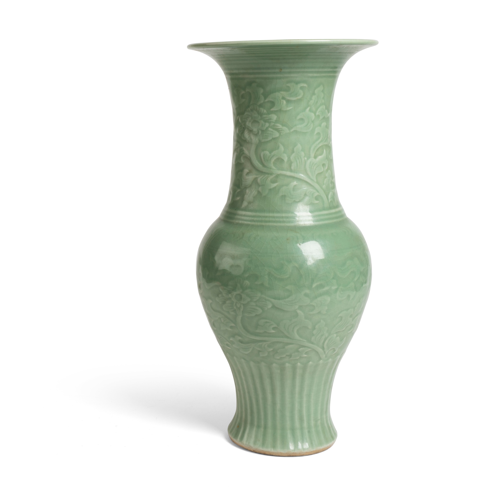 LONGQUAN CELADON-GLAZED 'PHOENIX TAIL' VASE