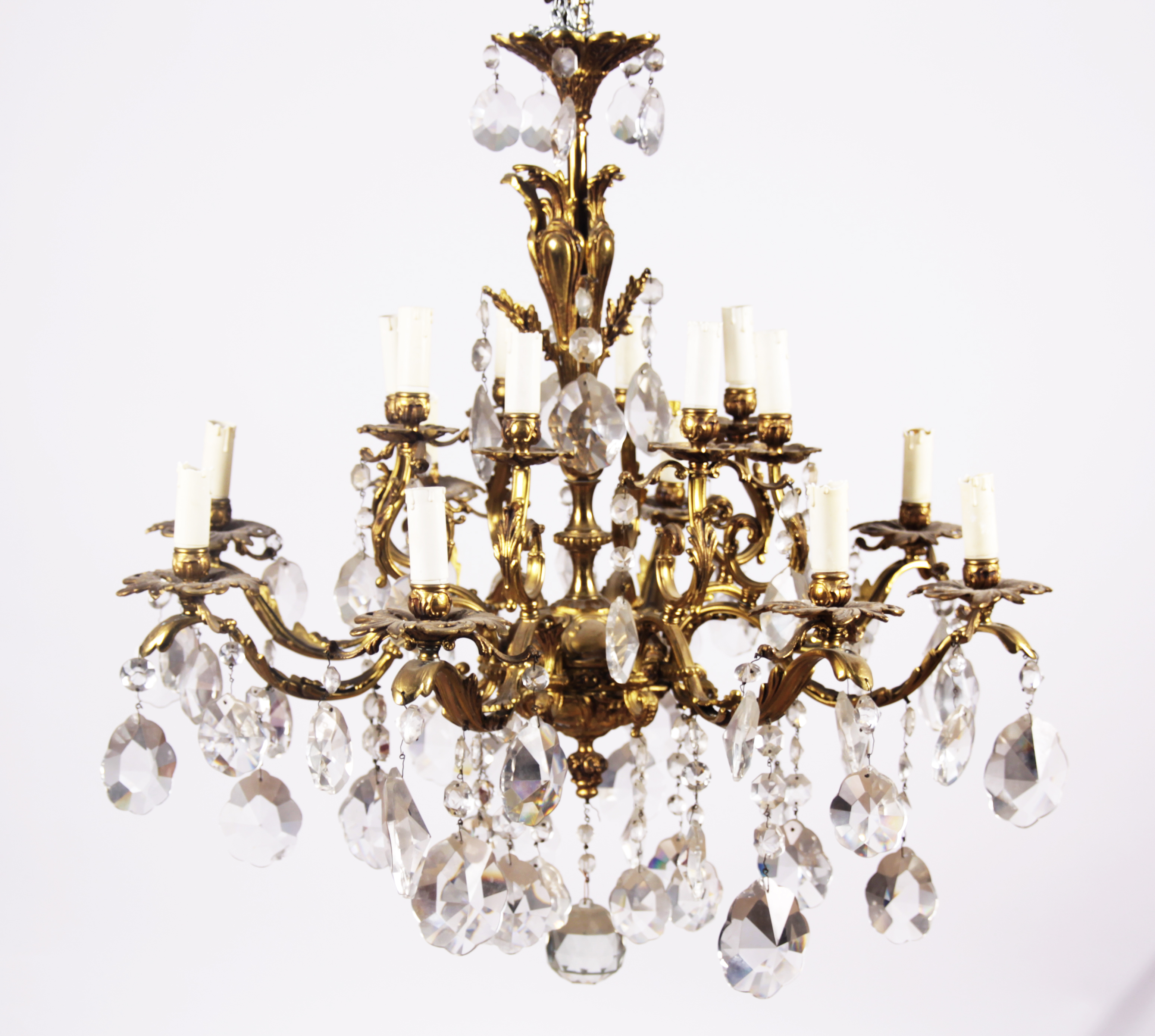 ROCOCO STYLE GILT METAL SIXTEEN LIGHT CHANDELIER
