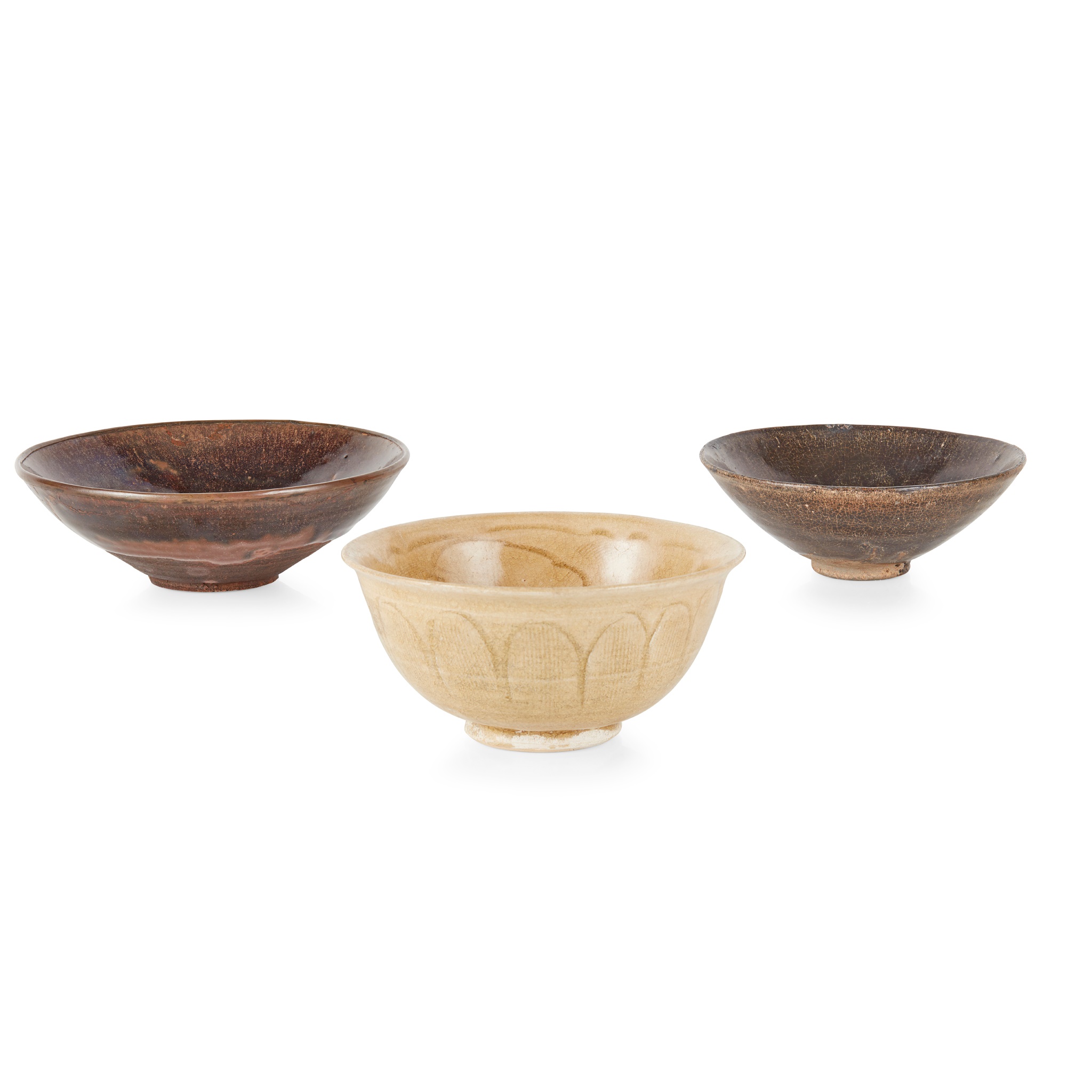 GROUP OF THREE MONOCHROME TEABOWLS