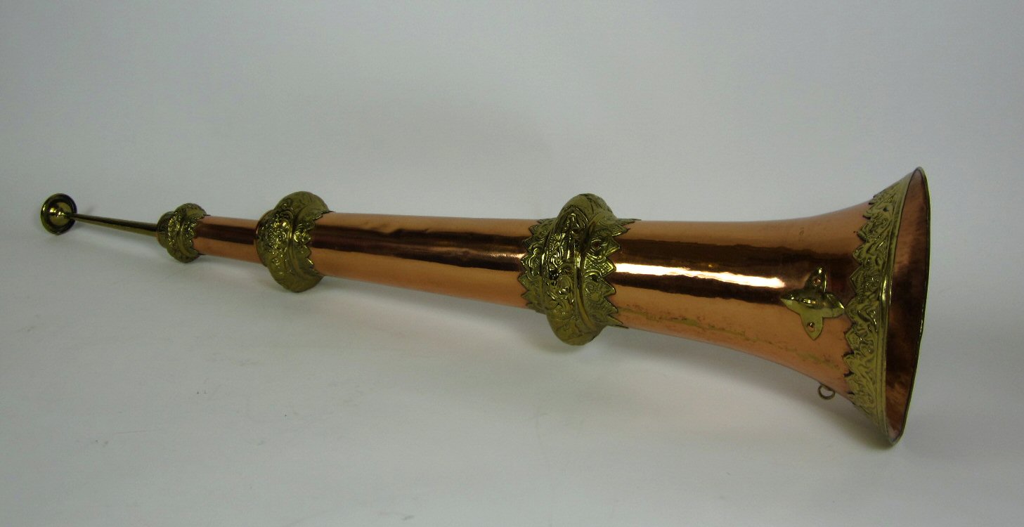 INDIAN COPPER AND BRASS MOUNTED HUNTING HORN