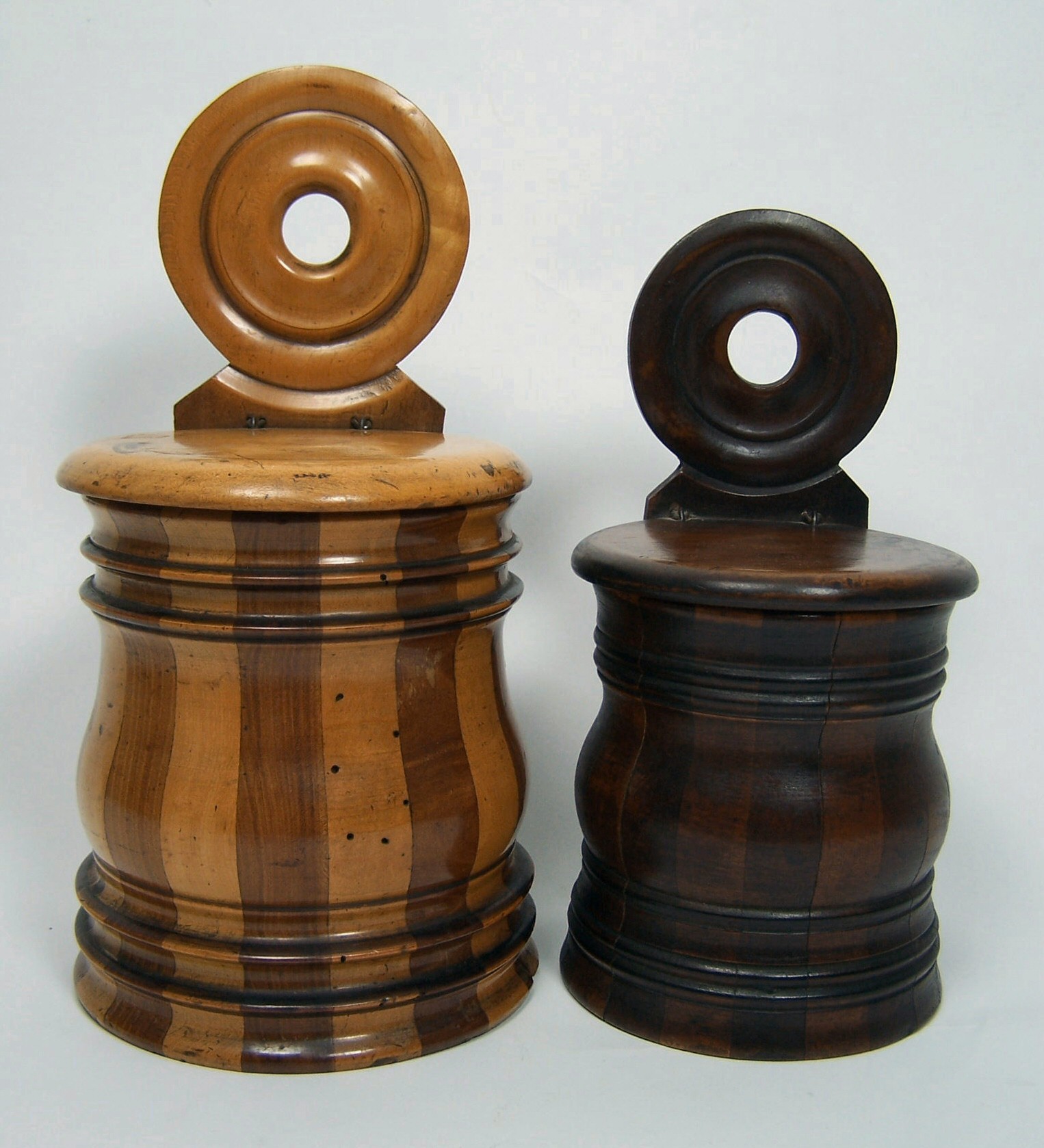 A 19th century Scottish treen salt box