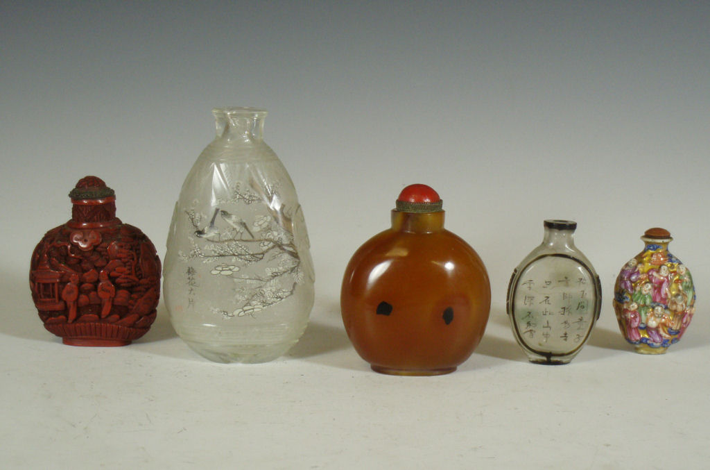 A group of five Chinese snuff bottles