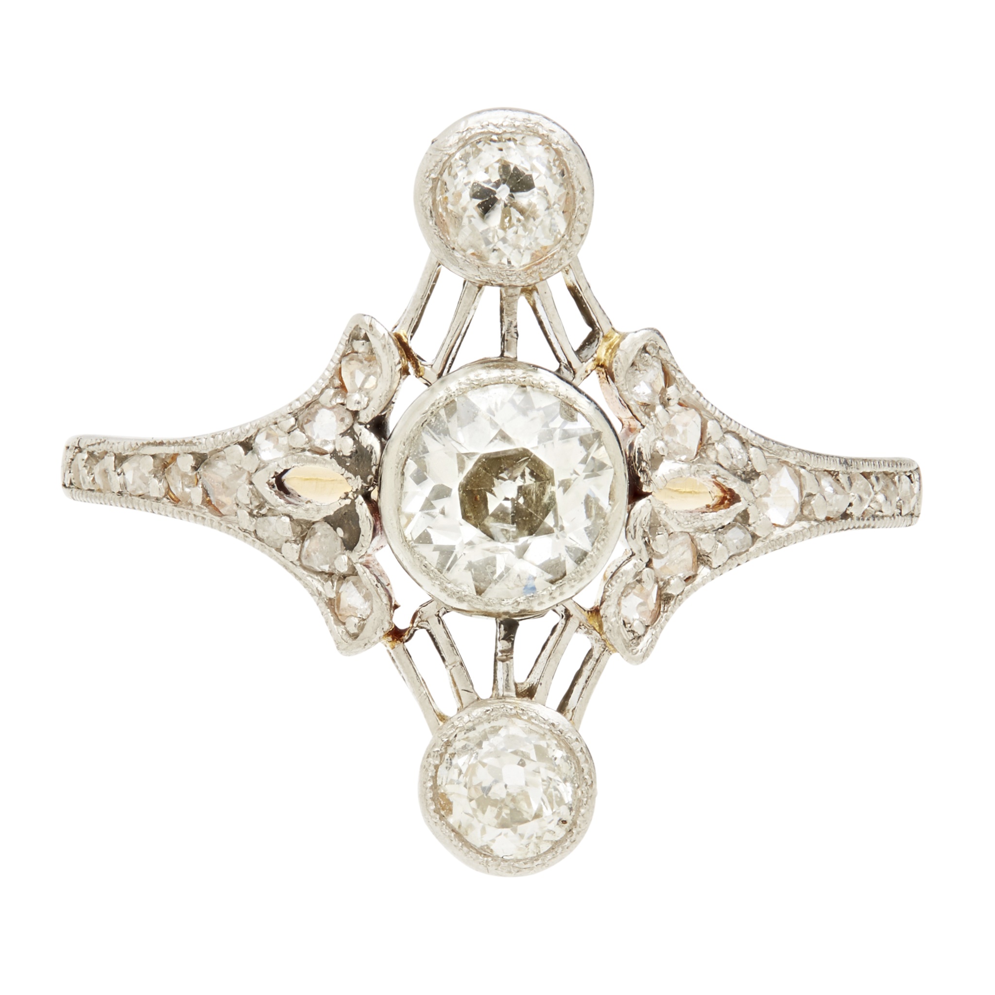 A Belle Époque diamond set ring