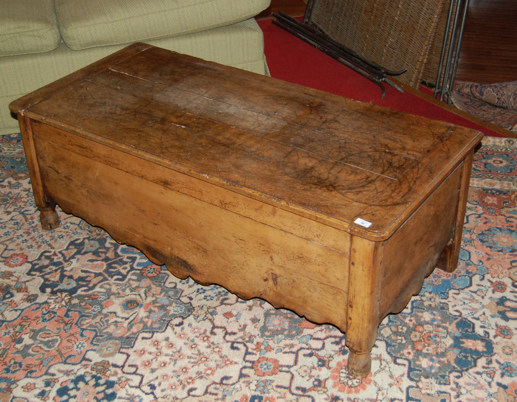 FRENCH PROVINCIAL FRUITWOOD COFFER