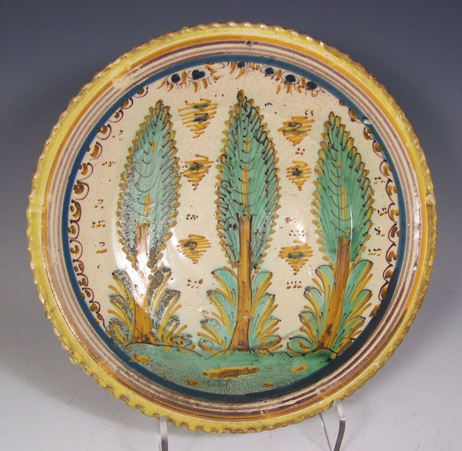 An 18th century maoilica bowl