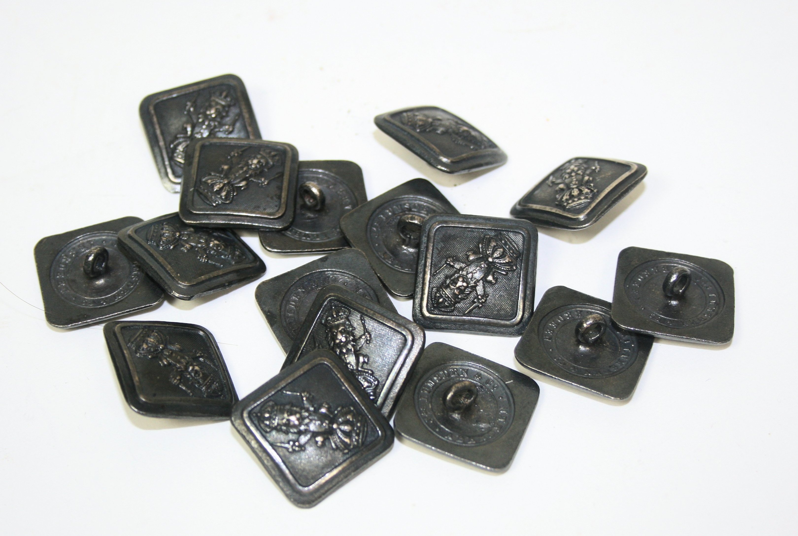 Aberdeen - a set of sixteen Balmoral Highlanders buttons