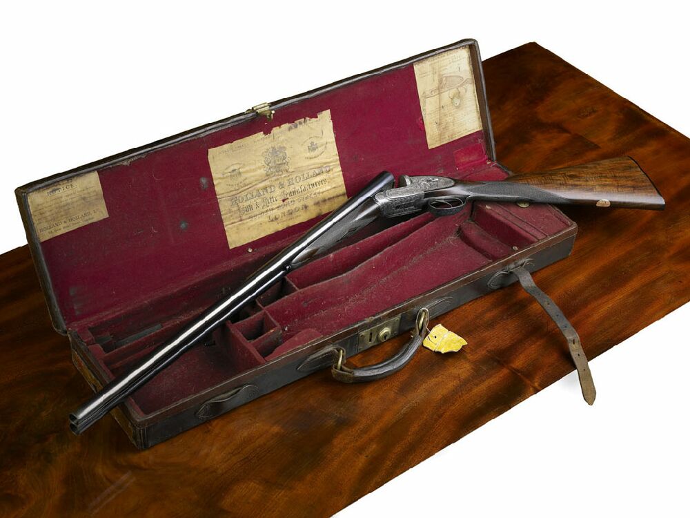 A 12 bore Holland & Holland Royal side by side sidelock ejector, circa 1906