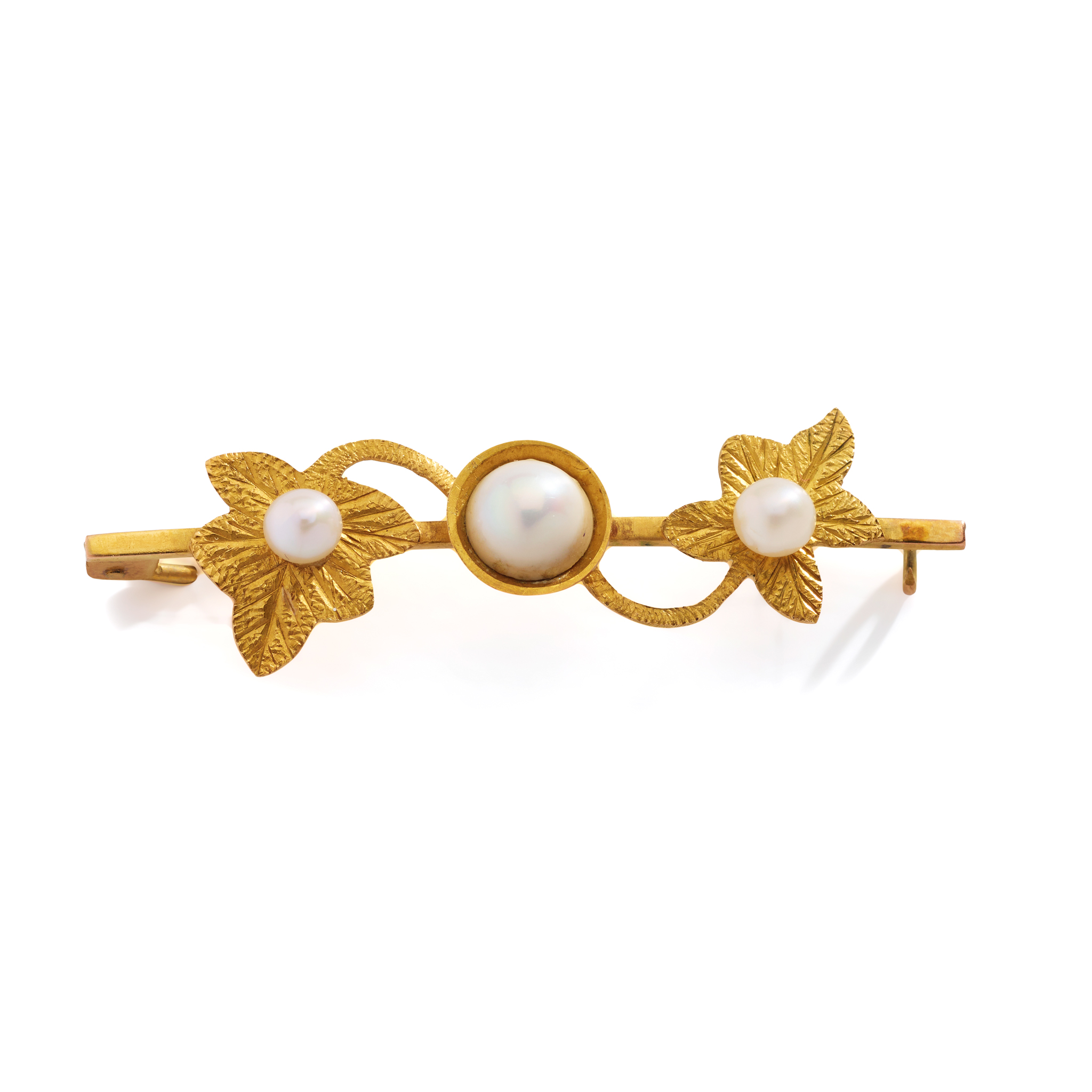 A SCOTTISH FRESHWATER PEARL BAR BROOCH