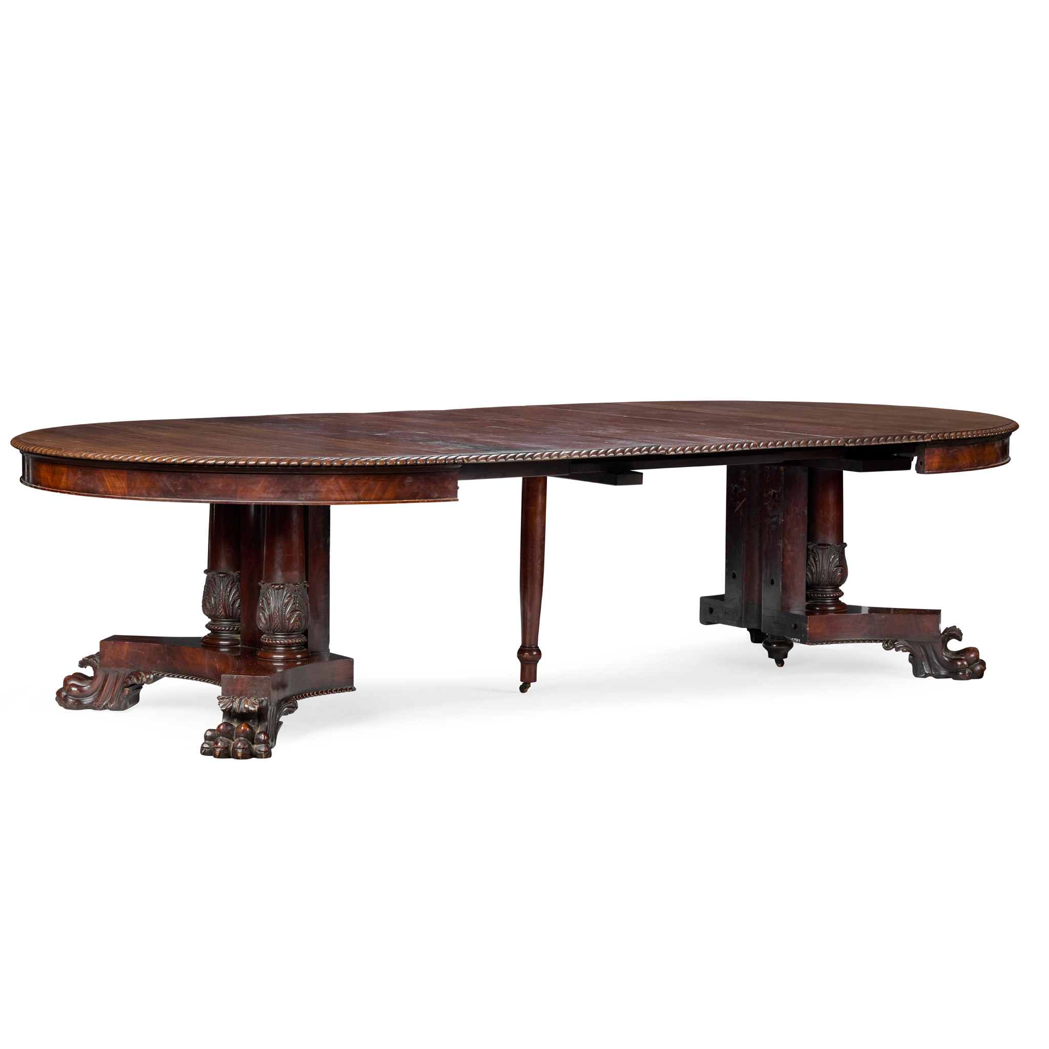 WILLIAM IV MAHOGANY EXTENDING DINING TABLE