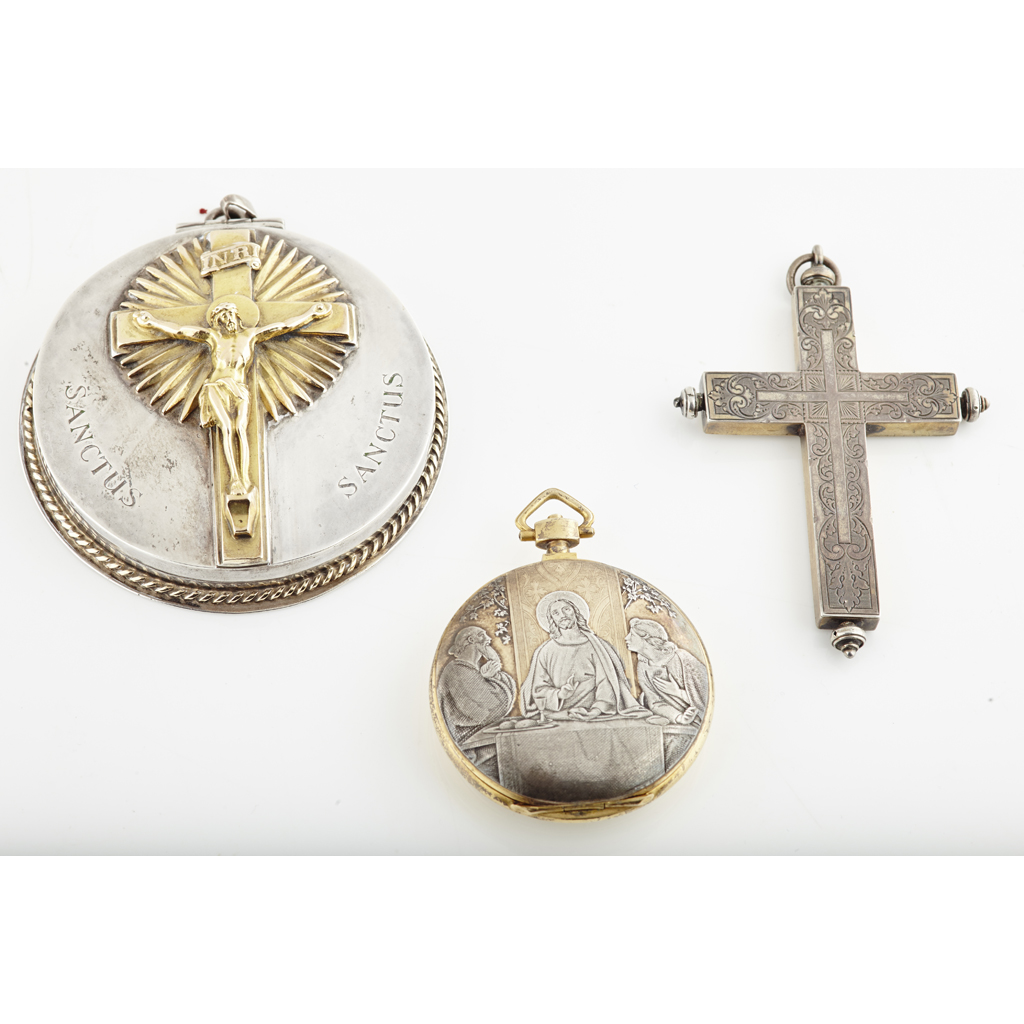 RELIGIOUS INTEREST - A group of three silver and silver gilt communion accessories