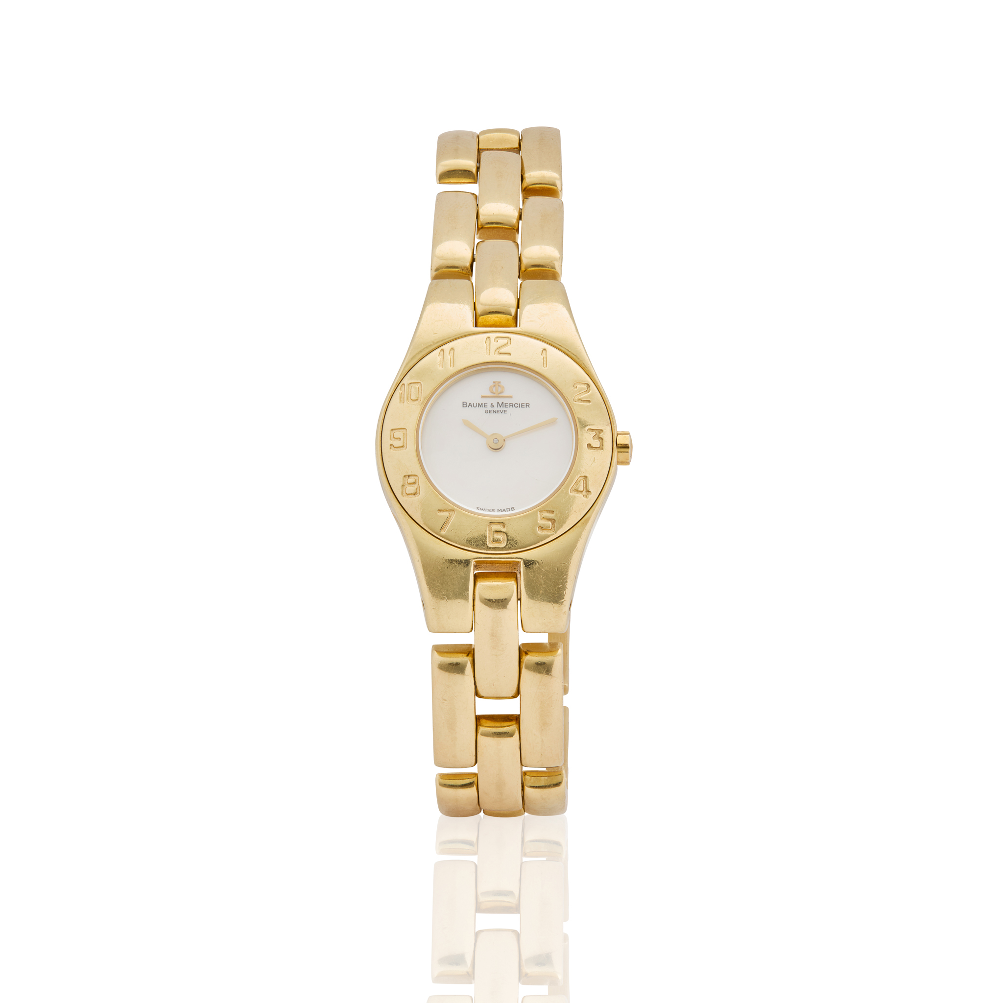 Baume & Mercier. A Ladies 18k gold quartz bracelet watch