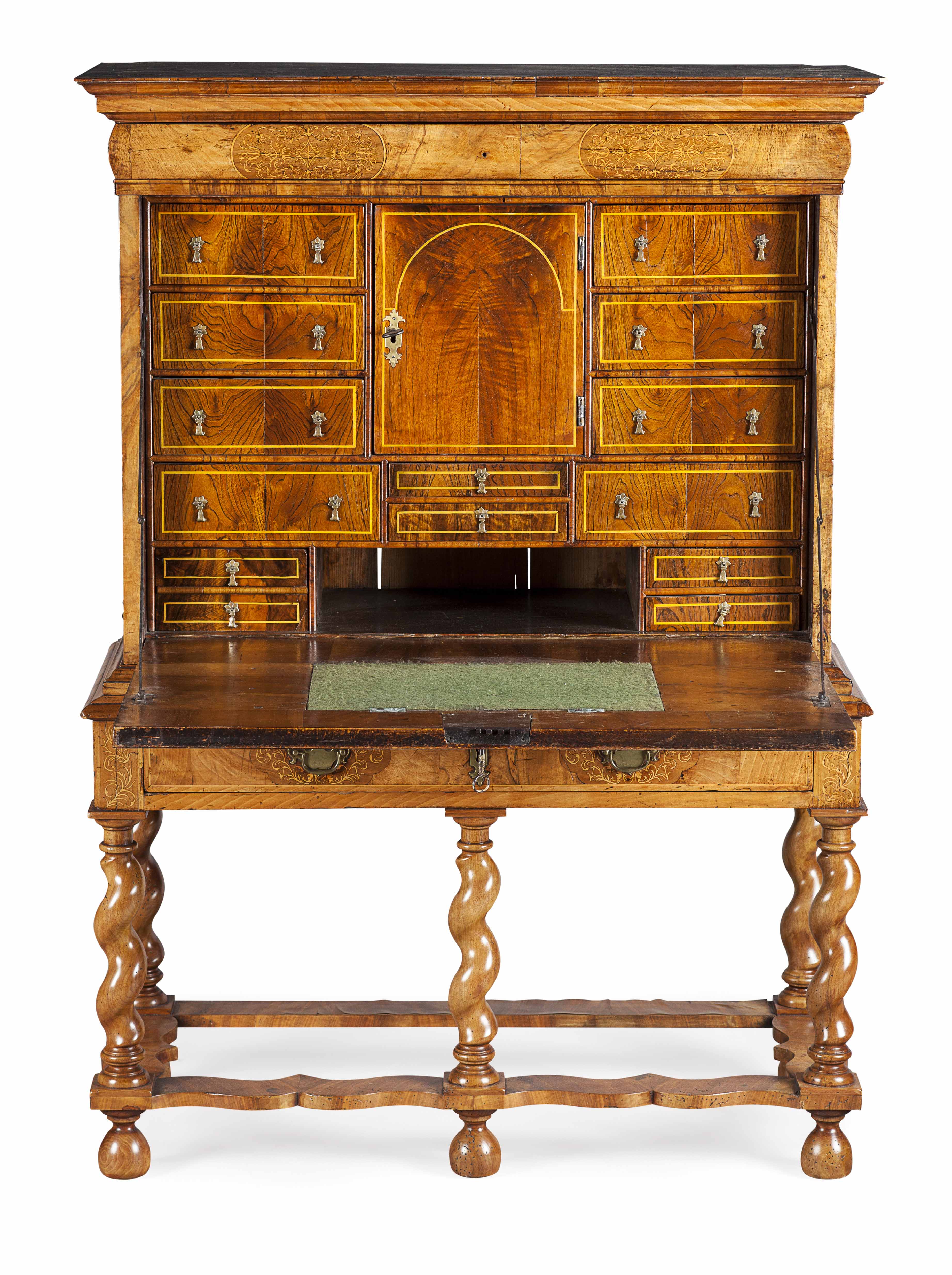 WILLIAM & MARY WALNUT AND MARQUETRY ESCRITOIRE