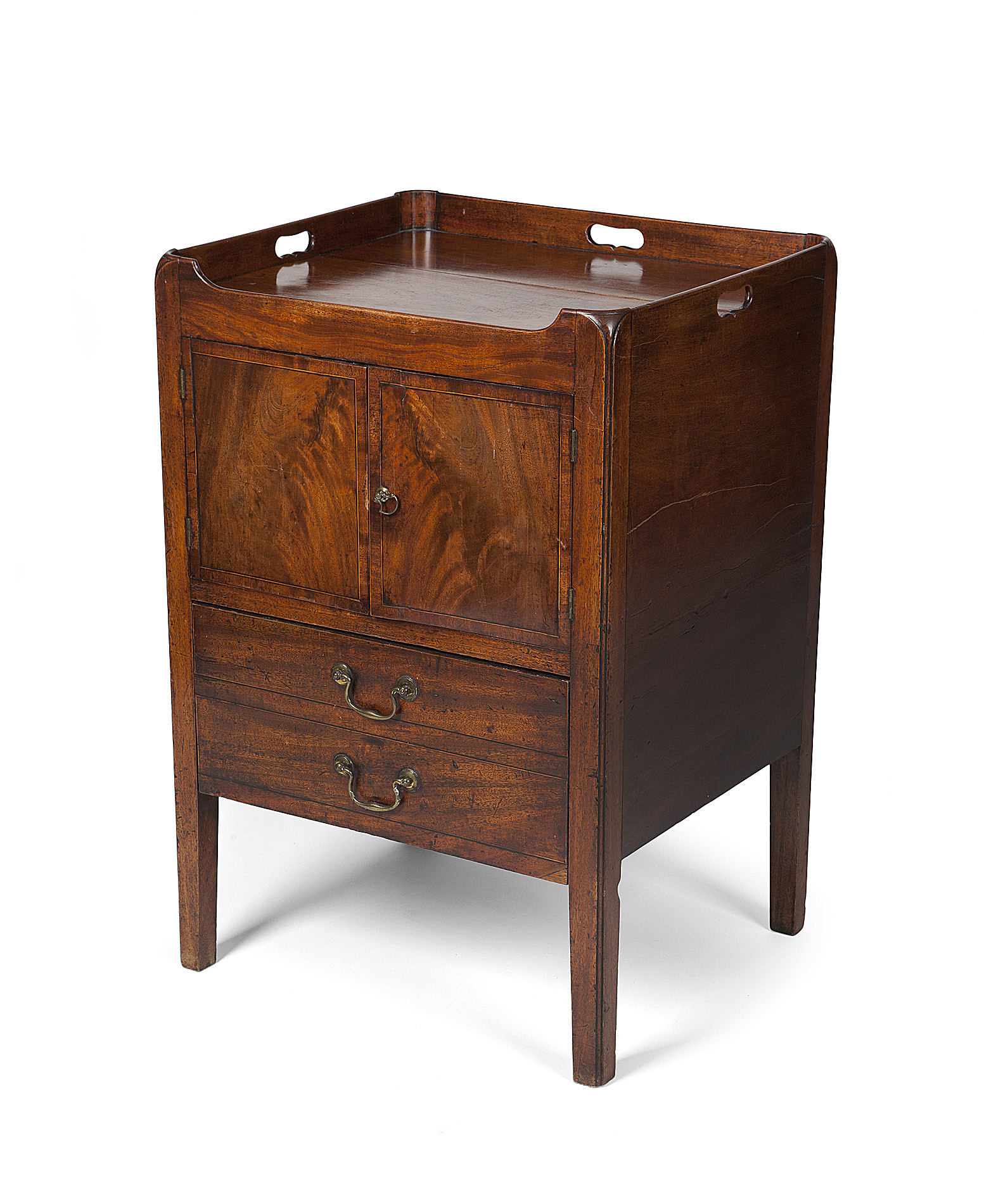 EARLY GEORGE III CROSSBANDED MAHOGANY BEDSIDE COMMODE