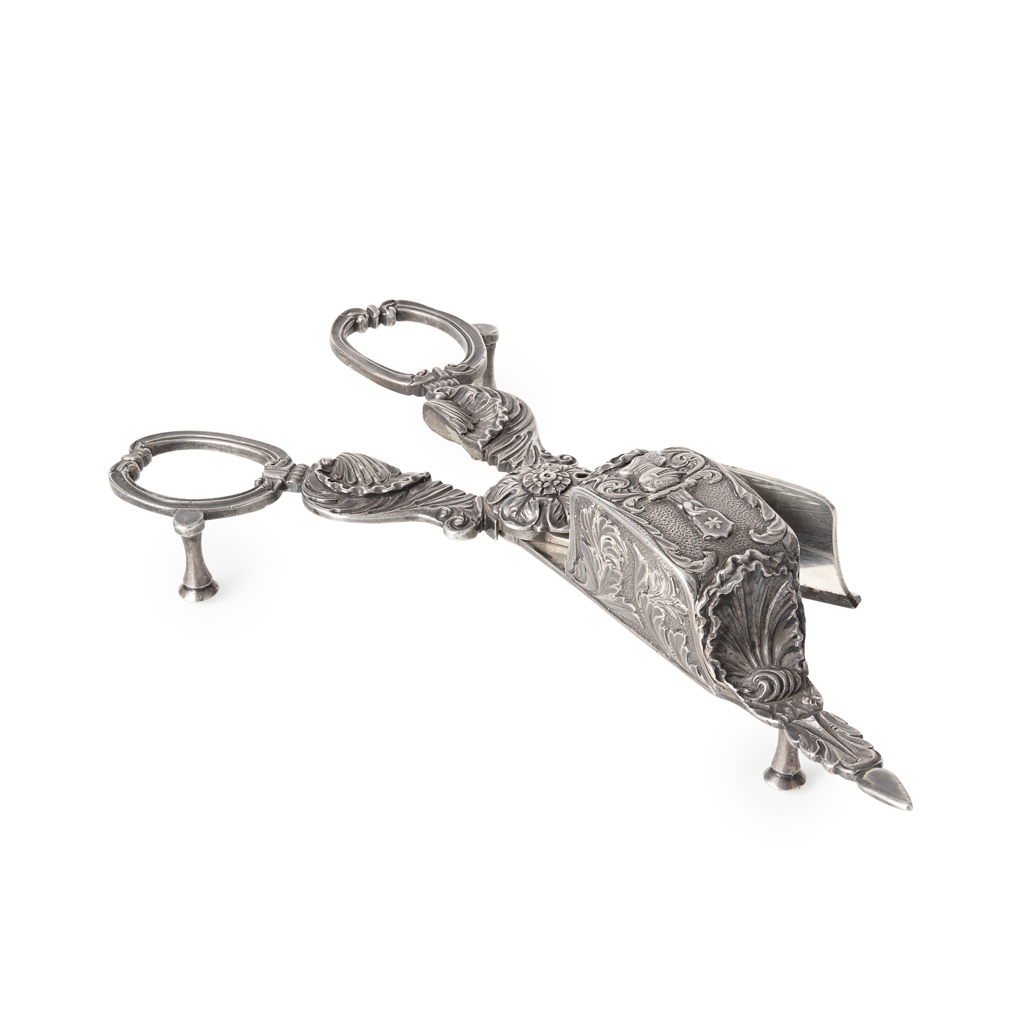A GEORGE IV SCOTTISH CANDLE SNUFFER