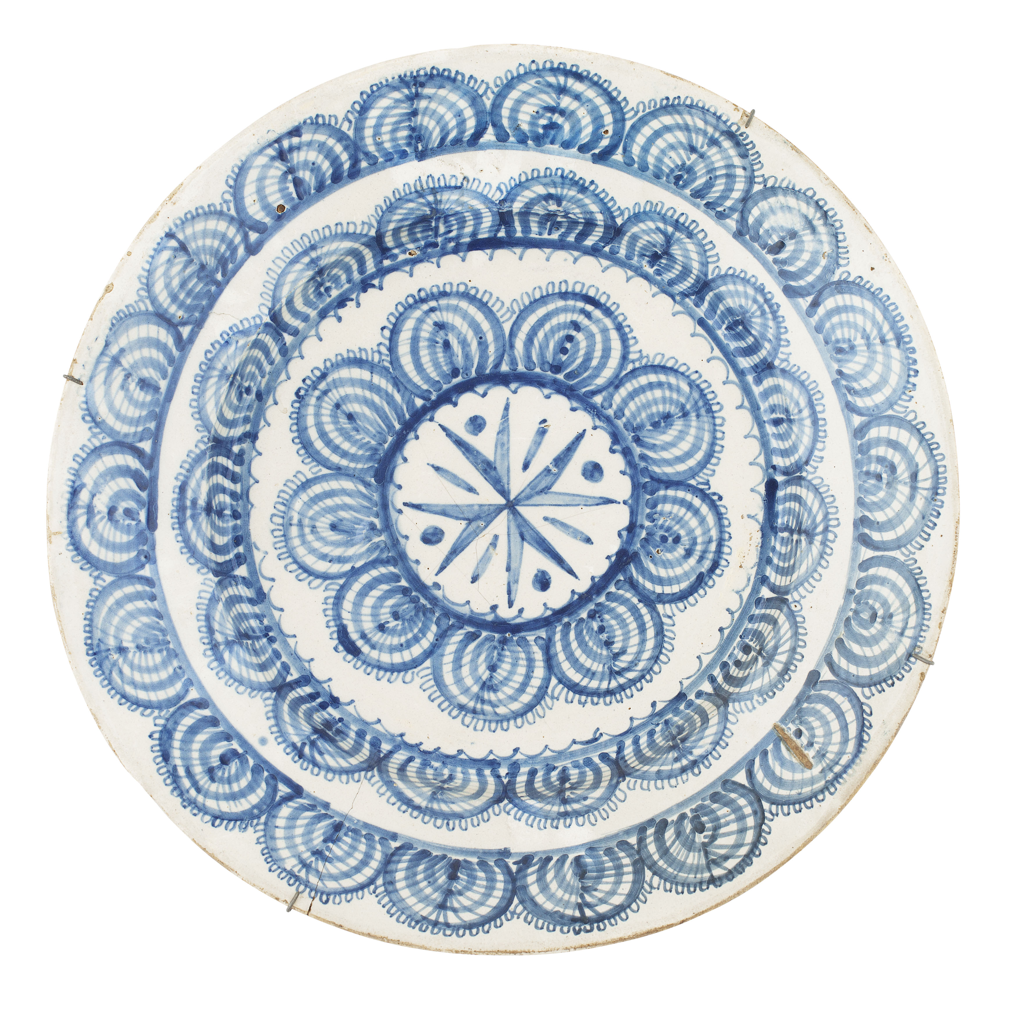 PORTUGUESE BLUE AND WHITE TIN-GLAZED DISH