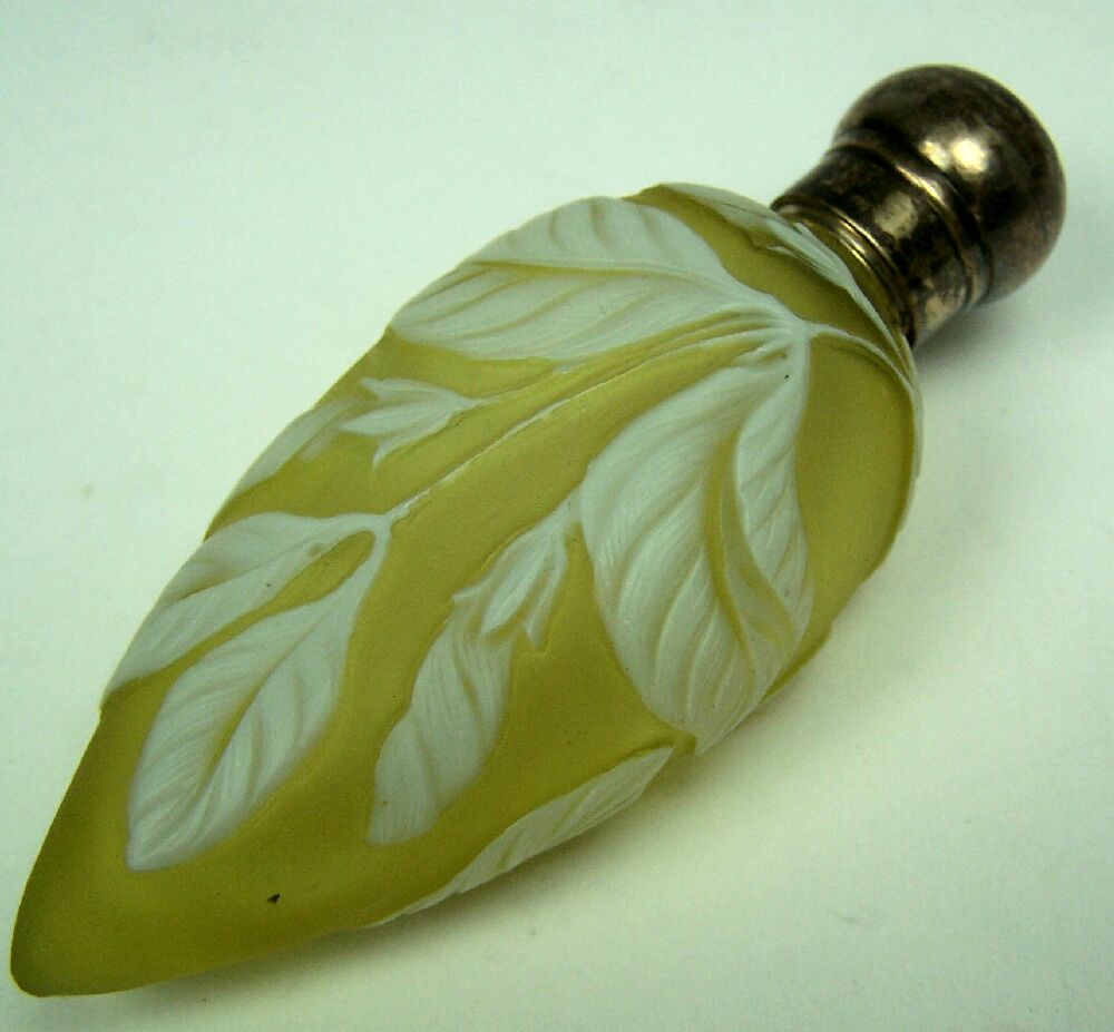 A late 19th century Stourbridge silver mounted cameo glass perfume flask Probably Thomas Webb and Sons