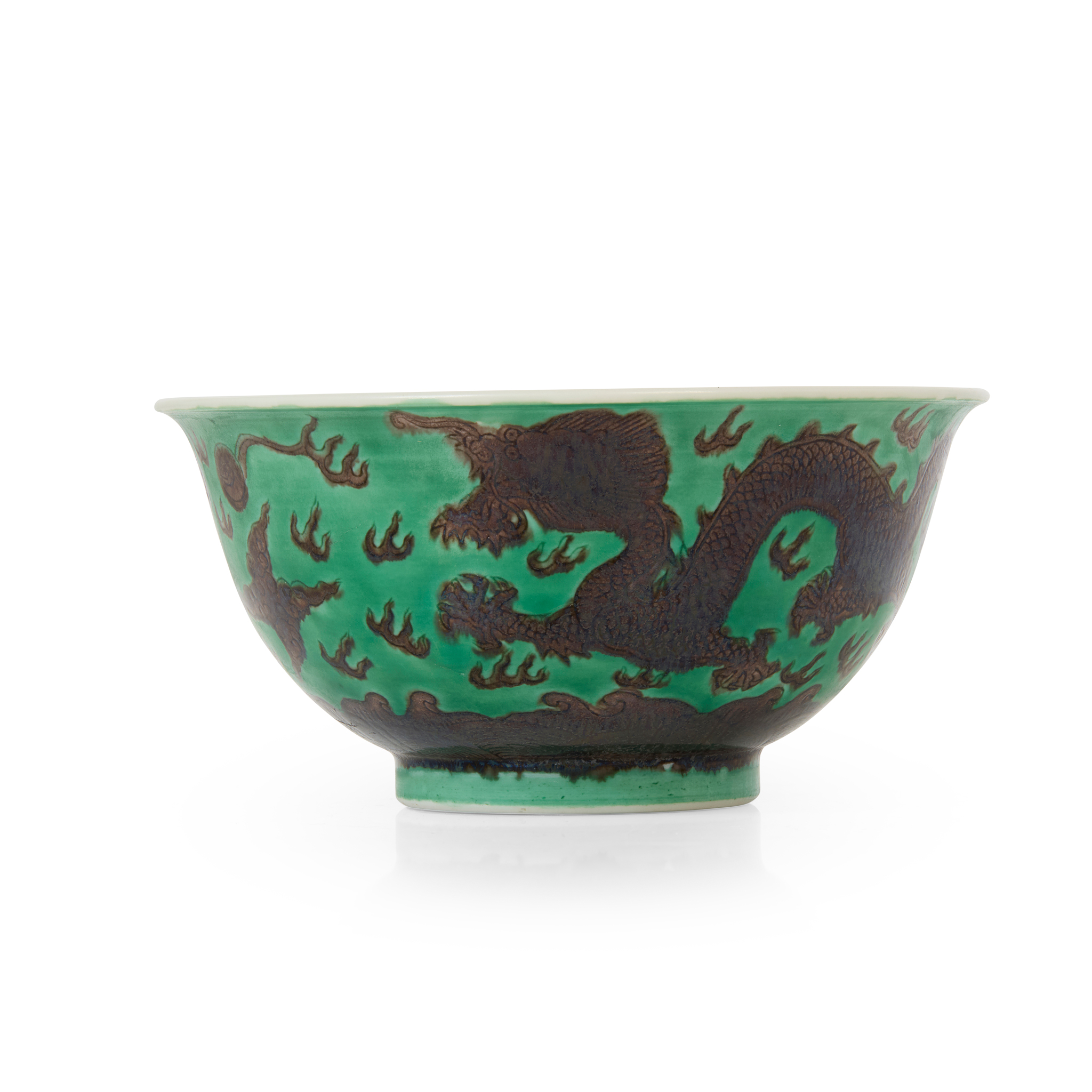 CHINESE GREEN-GROUND AND AUBERGINE-ENAMELLED 'DRAGON' BOWL