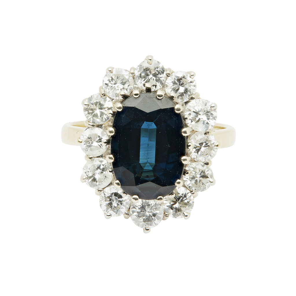A sapphire and diamond cluster ring