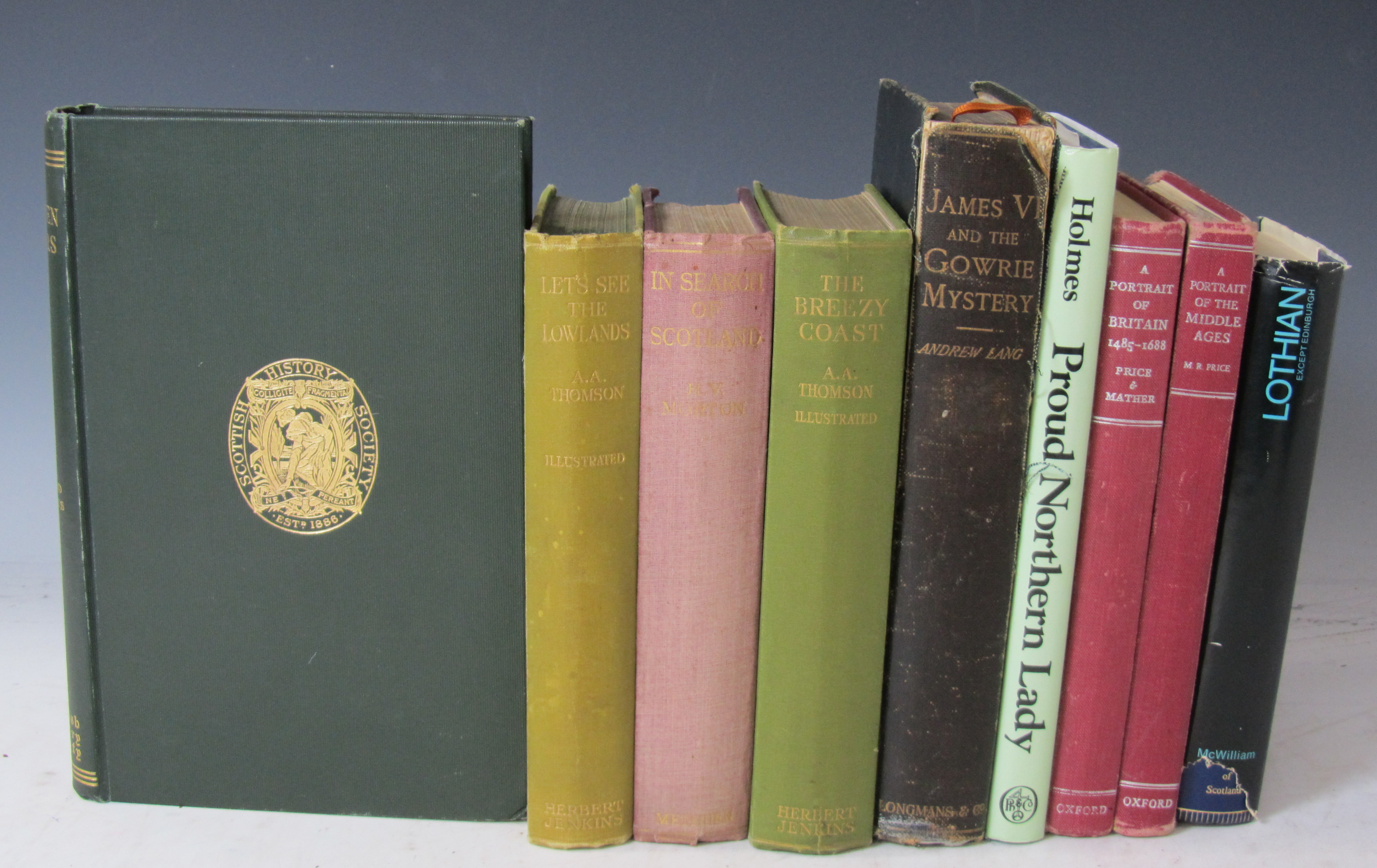 Heraldry - History- Architecture