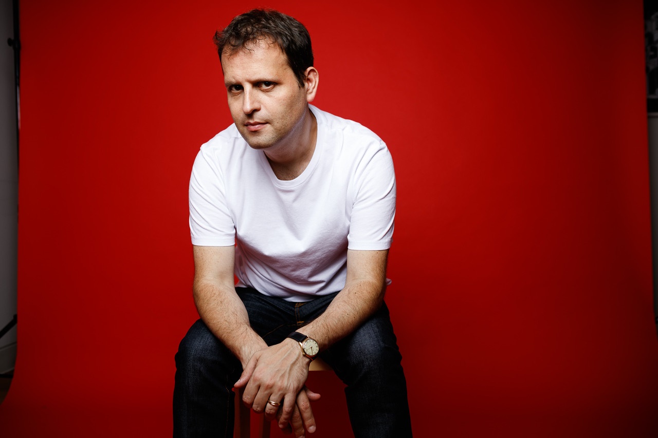 TWO TICKETS TO SEE ADAM KAY, PLUS MICHELIN STARRED MEAL WITH THE STAR