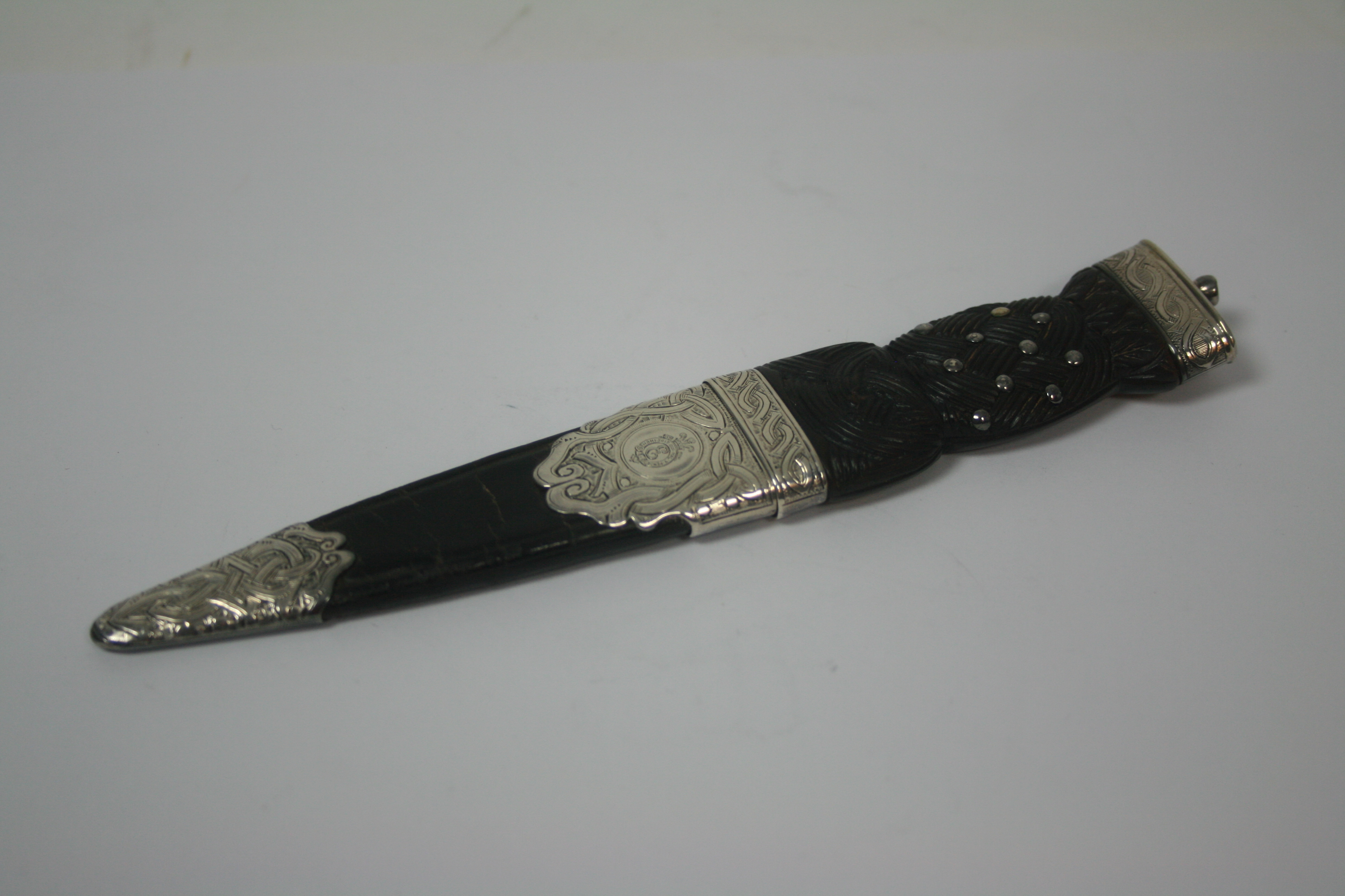 Royal Interest - a Scottish provincial sgian dubh