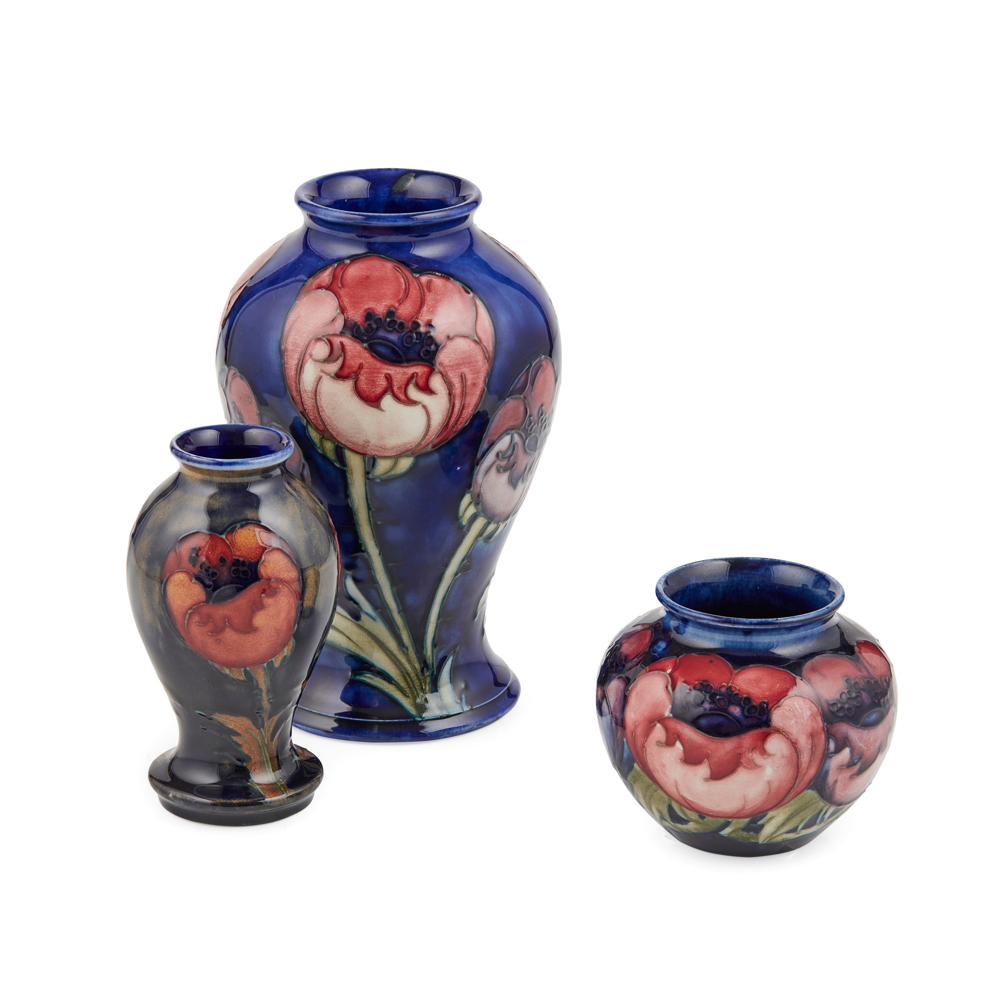 WILLIAM MOORCROFT (1872-1945) FOR MOORCROFT POTTERY