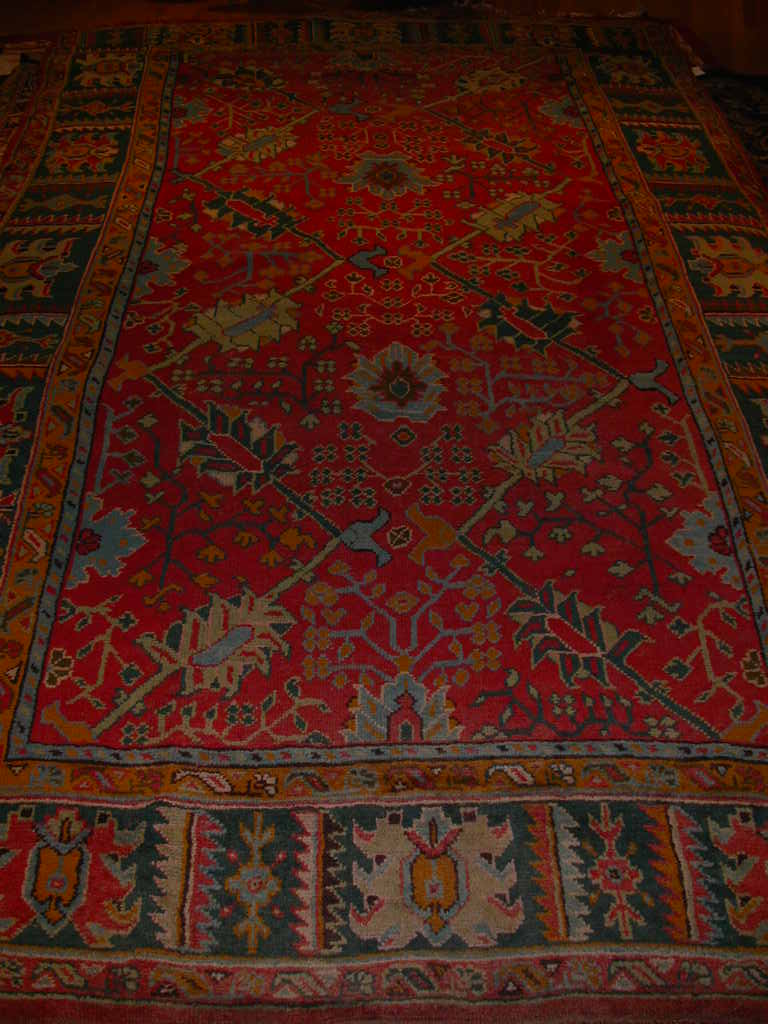 An Ushak carpet