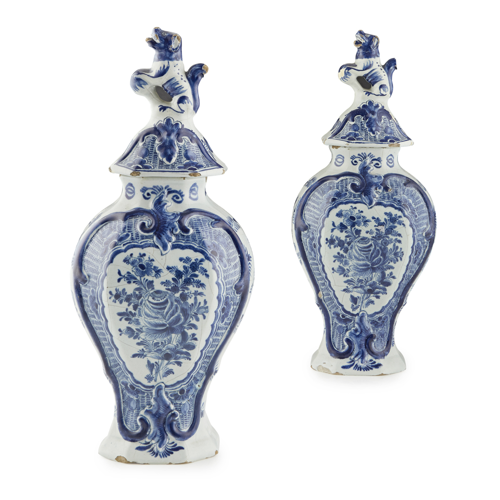 PAIR OF DUTCH DELFT VASES, BY JOHANNES HARLEES