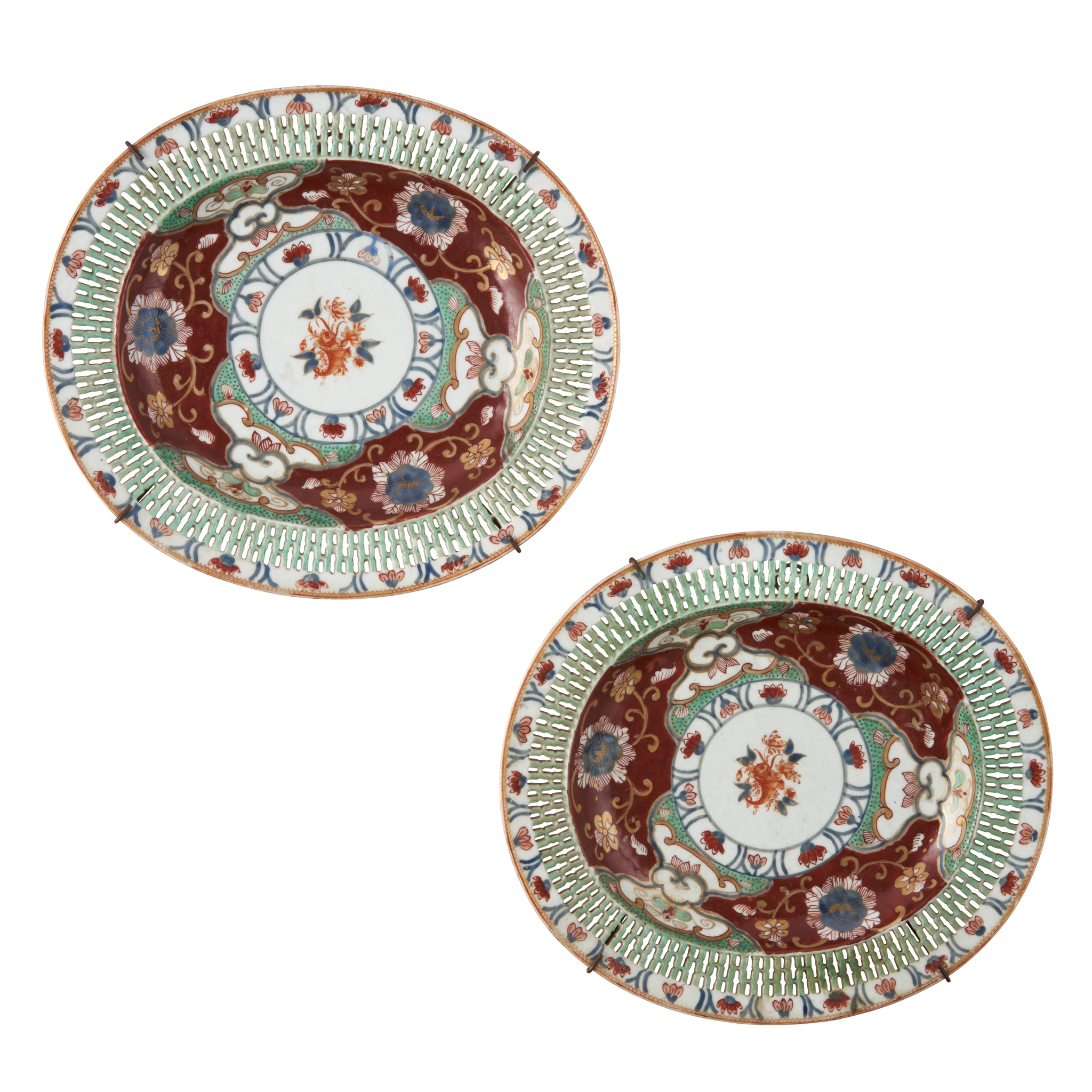 TWO FAMILLE ROSE RETICULATED OVAL PLATES