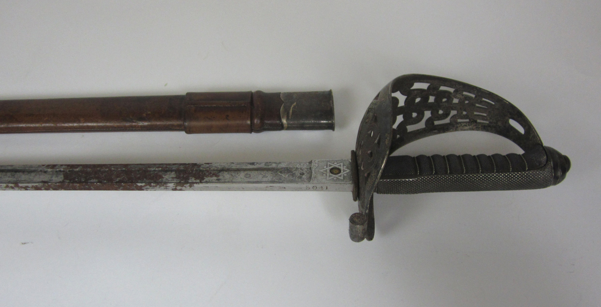 BRITISH INFANTRY OFFICERS SWORD