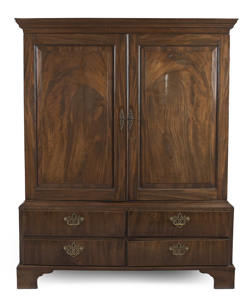 GEORGE II MAHOGANY LINEN PRESS