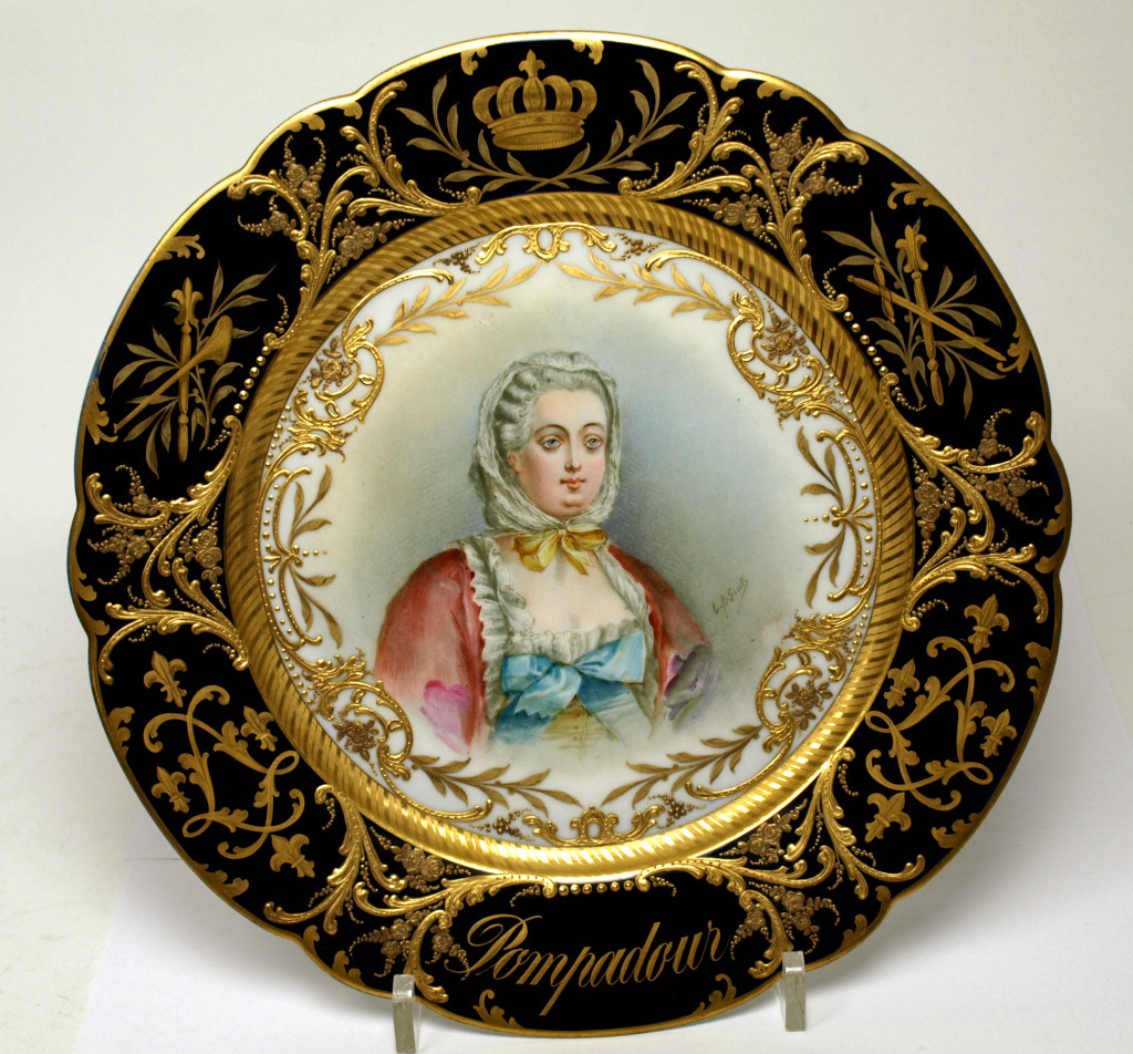 SEVRES SCALLOPED PLATE DEPICTING MADAME DE POMPADOUR