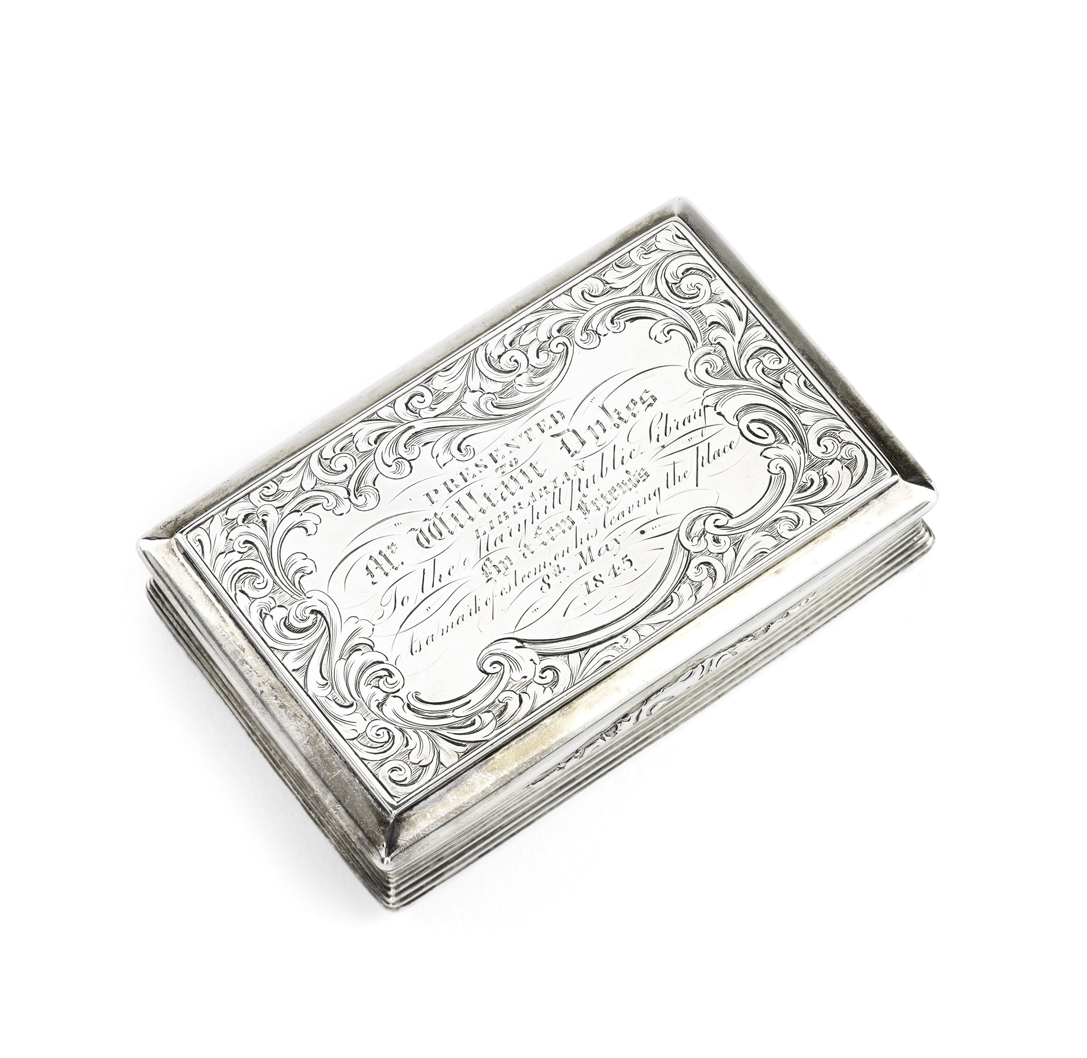 A Victorian presentation snuff box