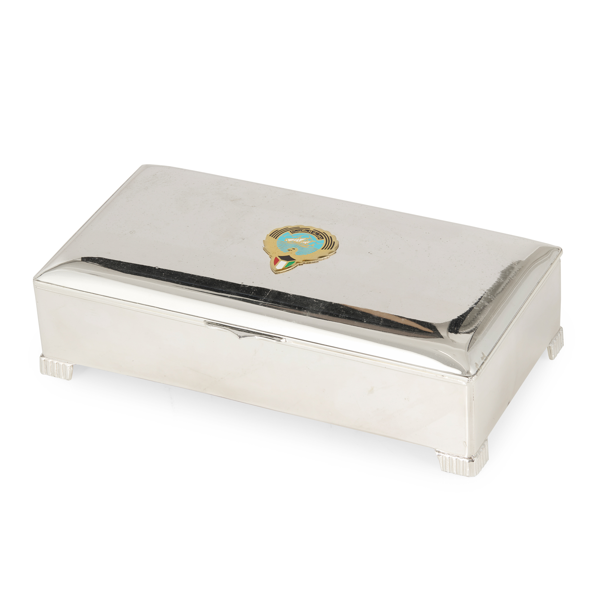 KUWAIT - A PRESENTATION CIGARETTE BOX