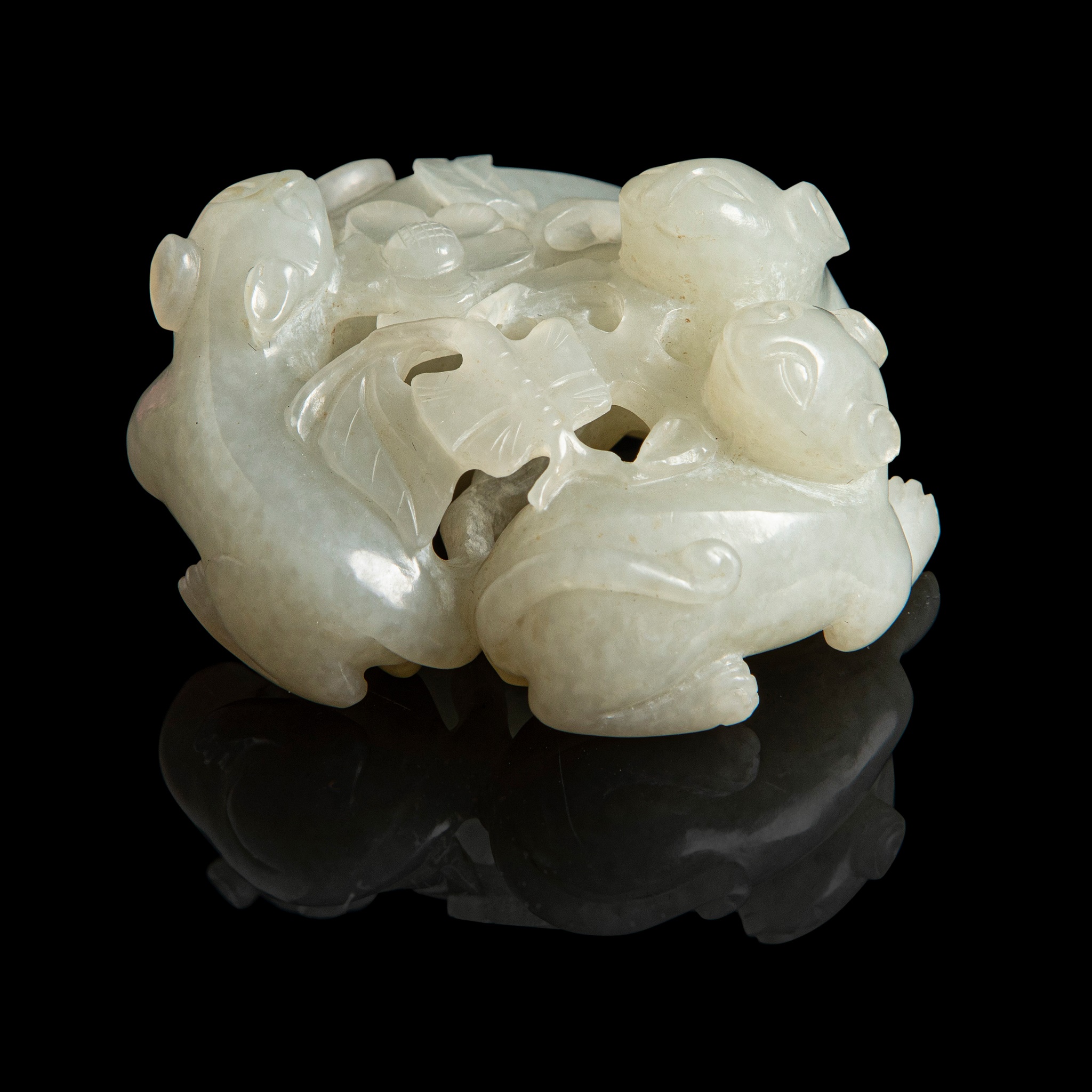 PALE CELADON JADE 'CATS' CARVING