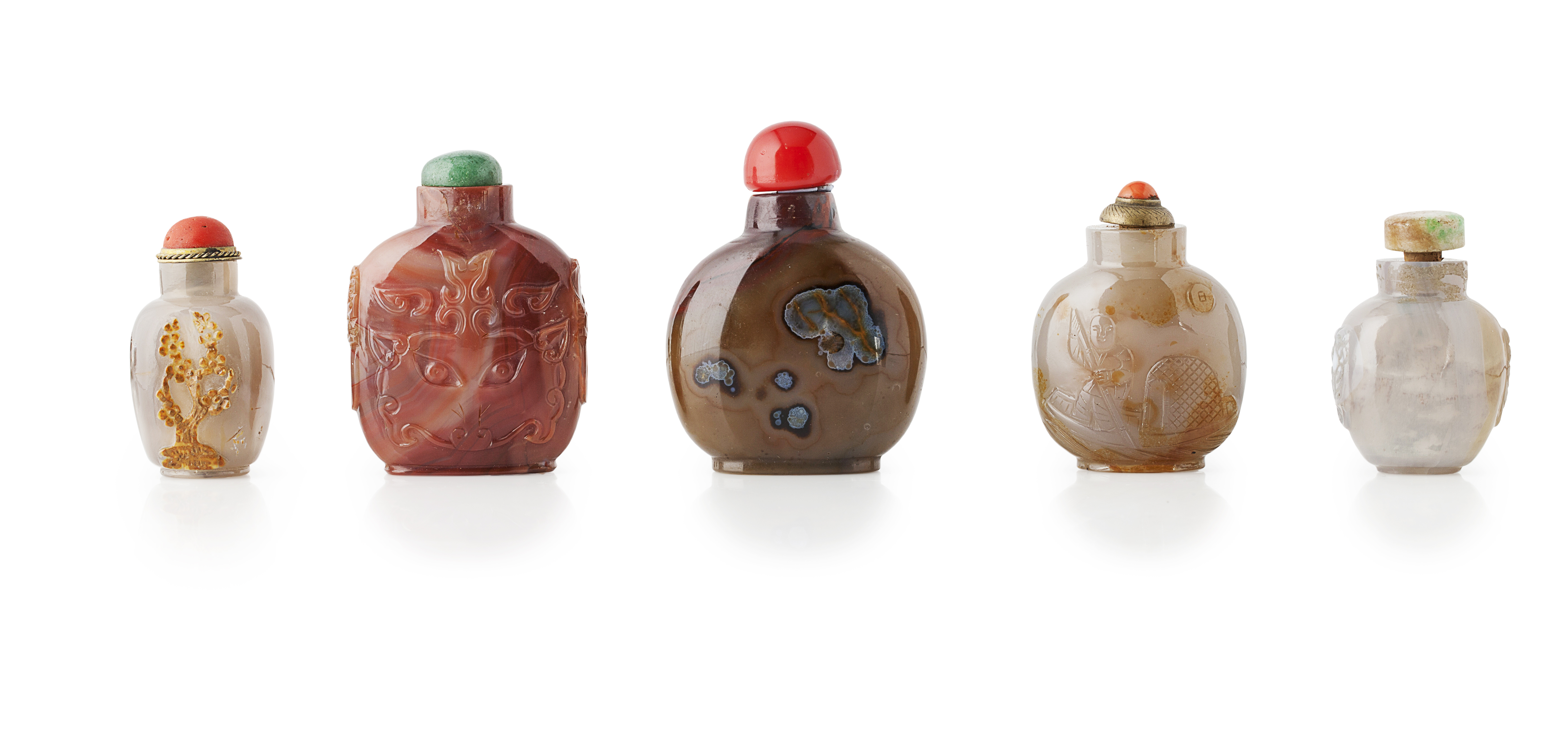 FIVE AGATE SNUFF BOTTLES