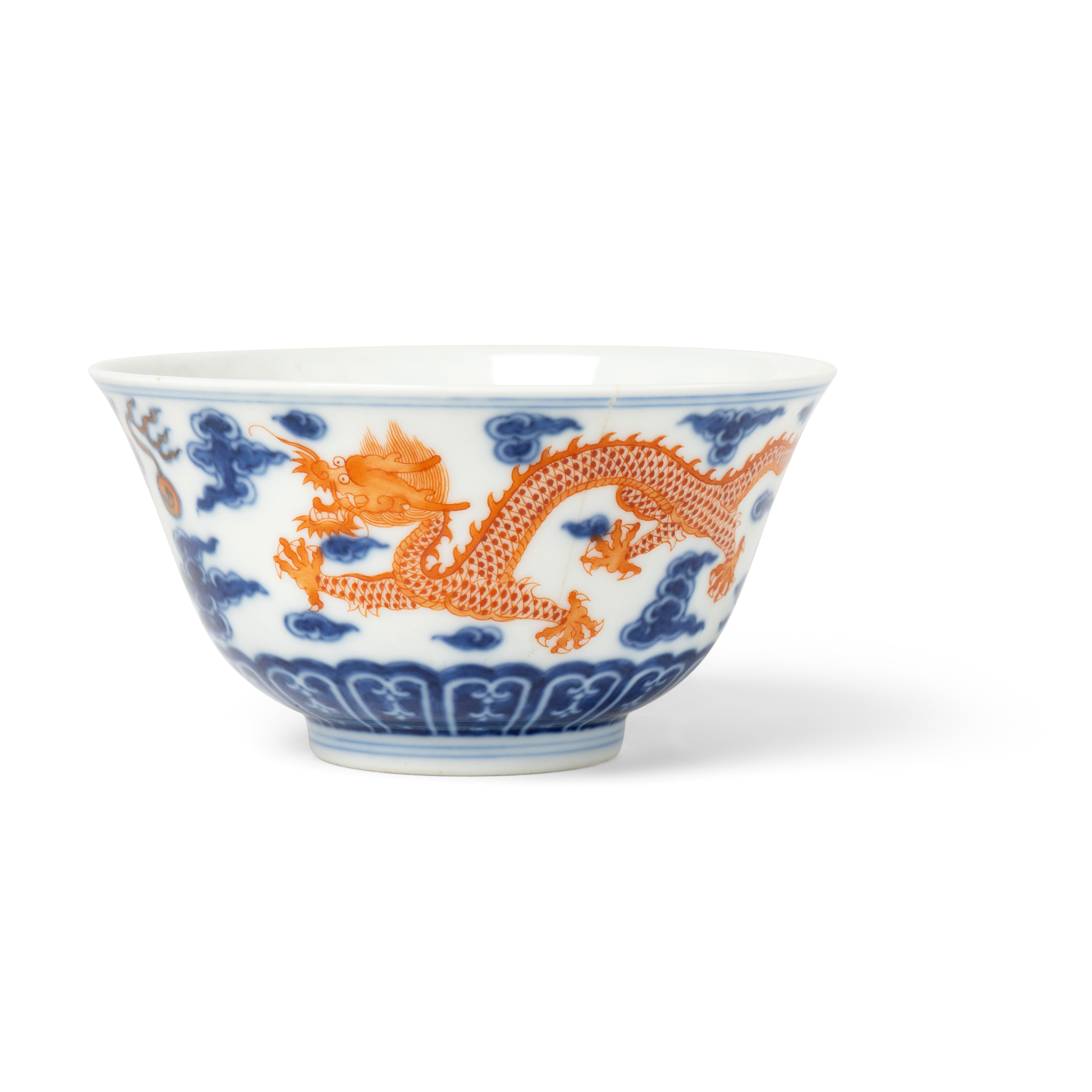 CHINESE IRON-RED AND UNDERGLAZE BLUE 'DRAGON' BOWL
