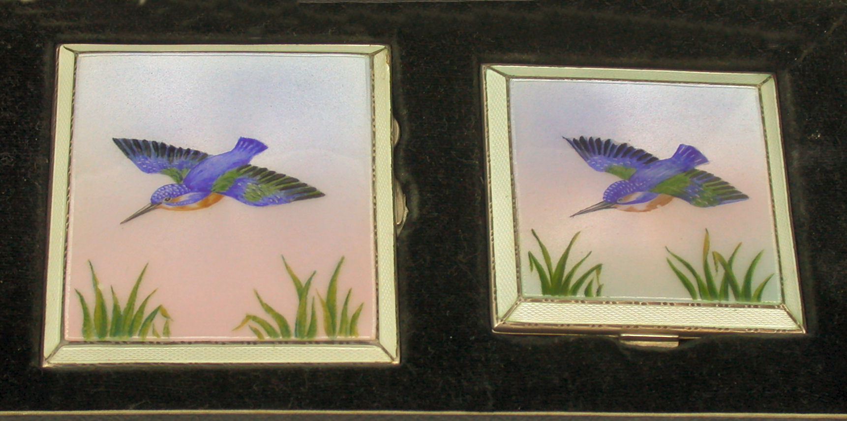 An enamelled cigarette case and matching compact,