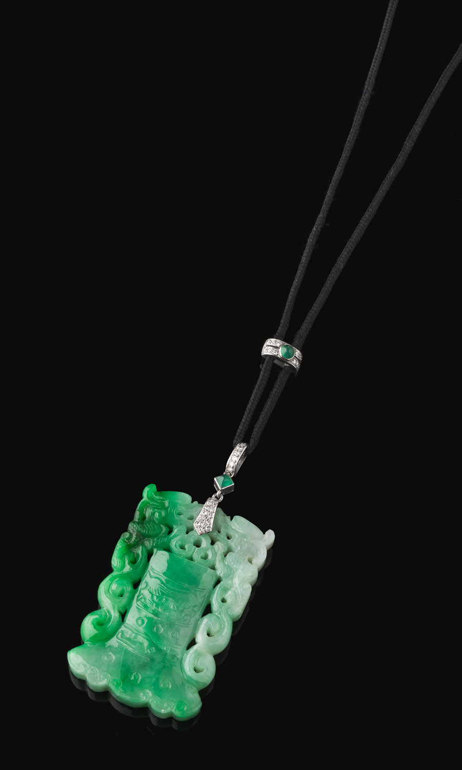 ART DECO JADEITE, EMERALD AND DIAMOND PENDANT