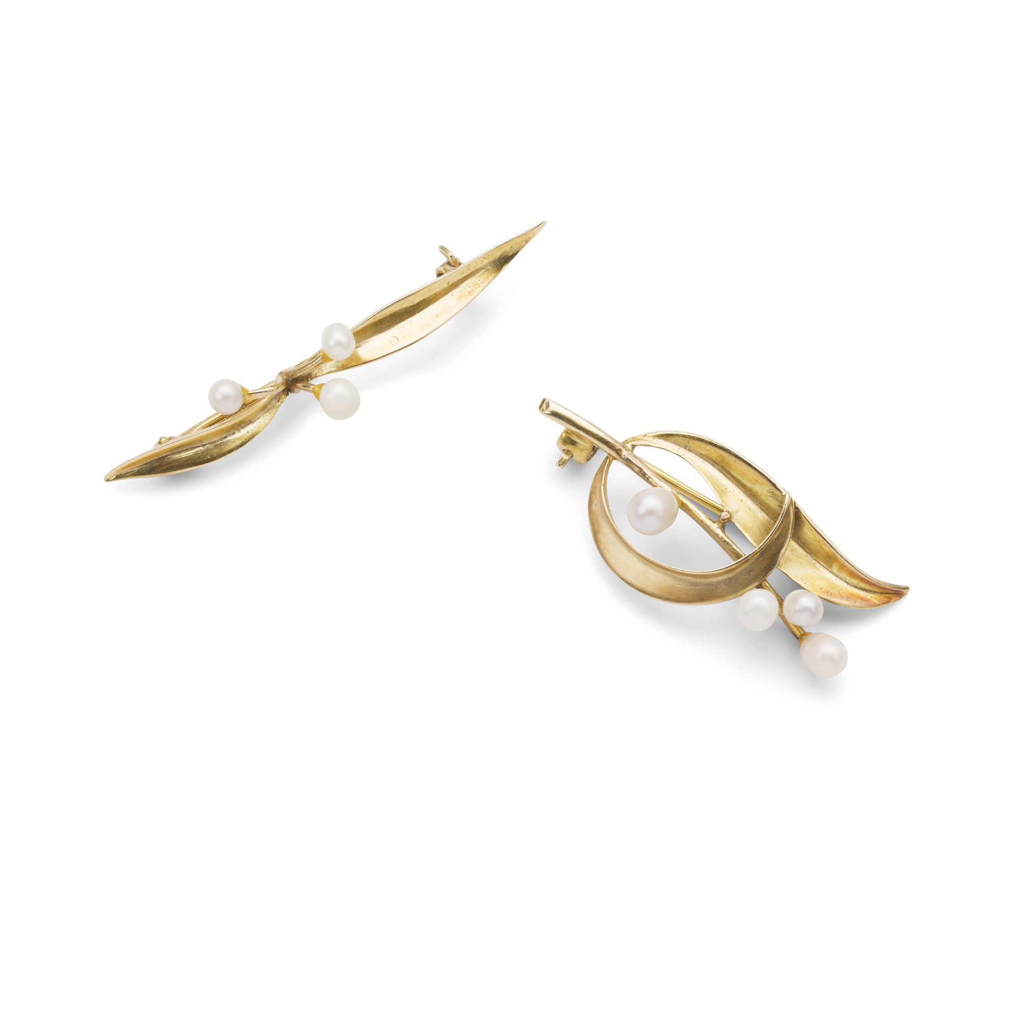 Cairncross of Perth: Two Scottish pearl brooches